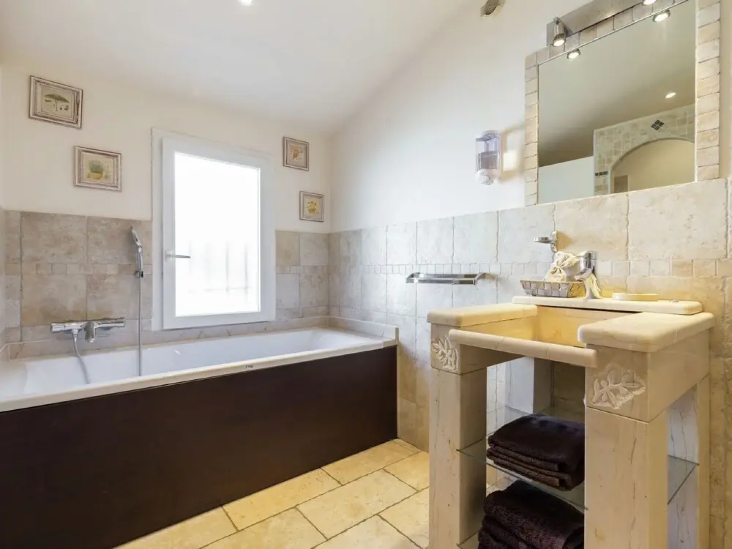 Magnificent Villa In Vence with Swimming Pool