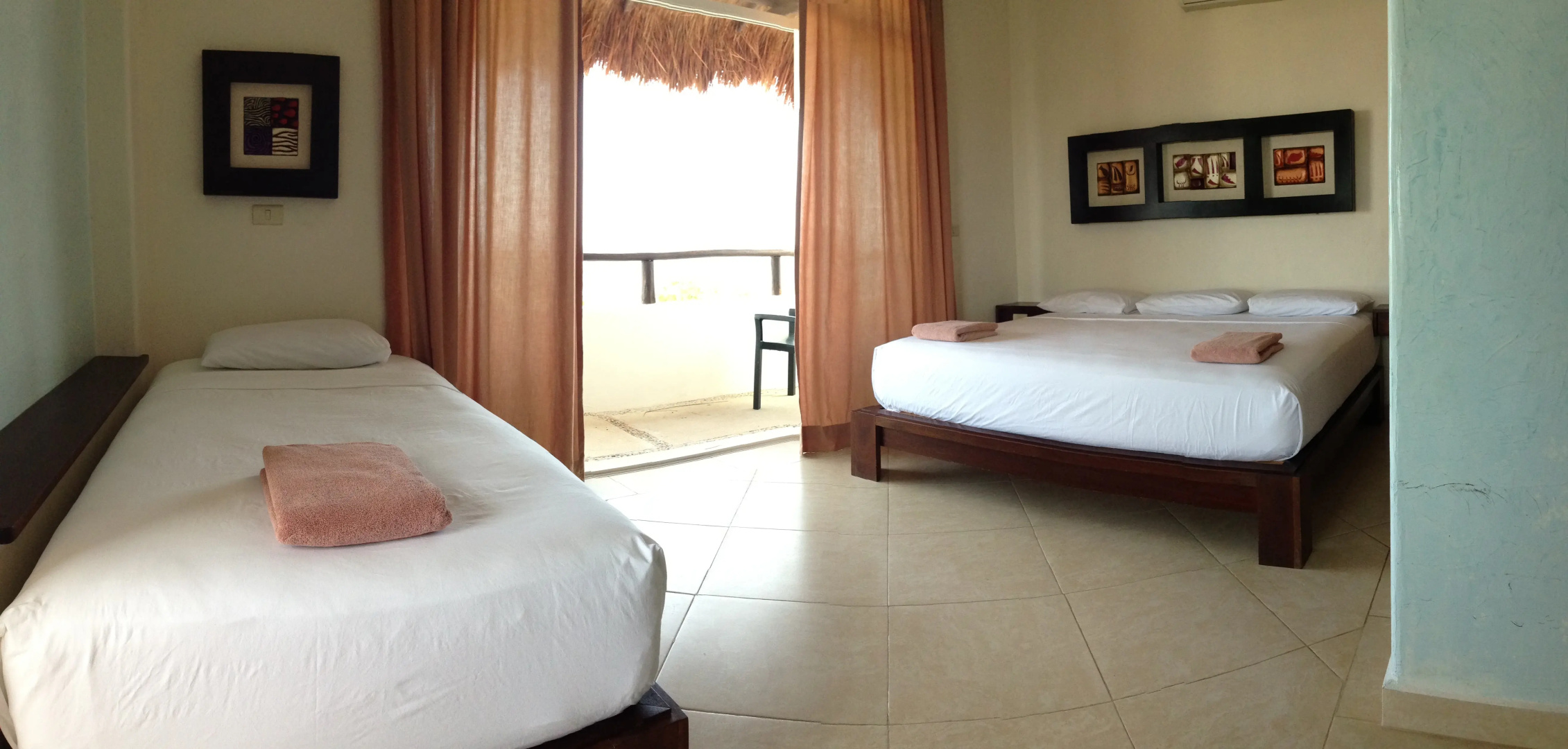 El Hotelito