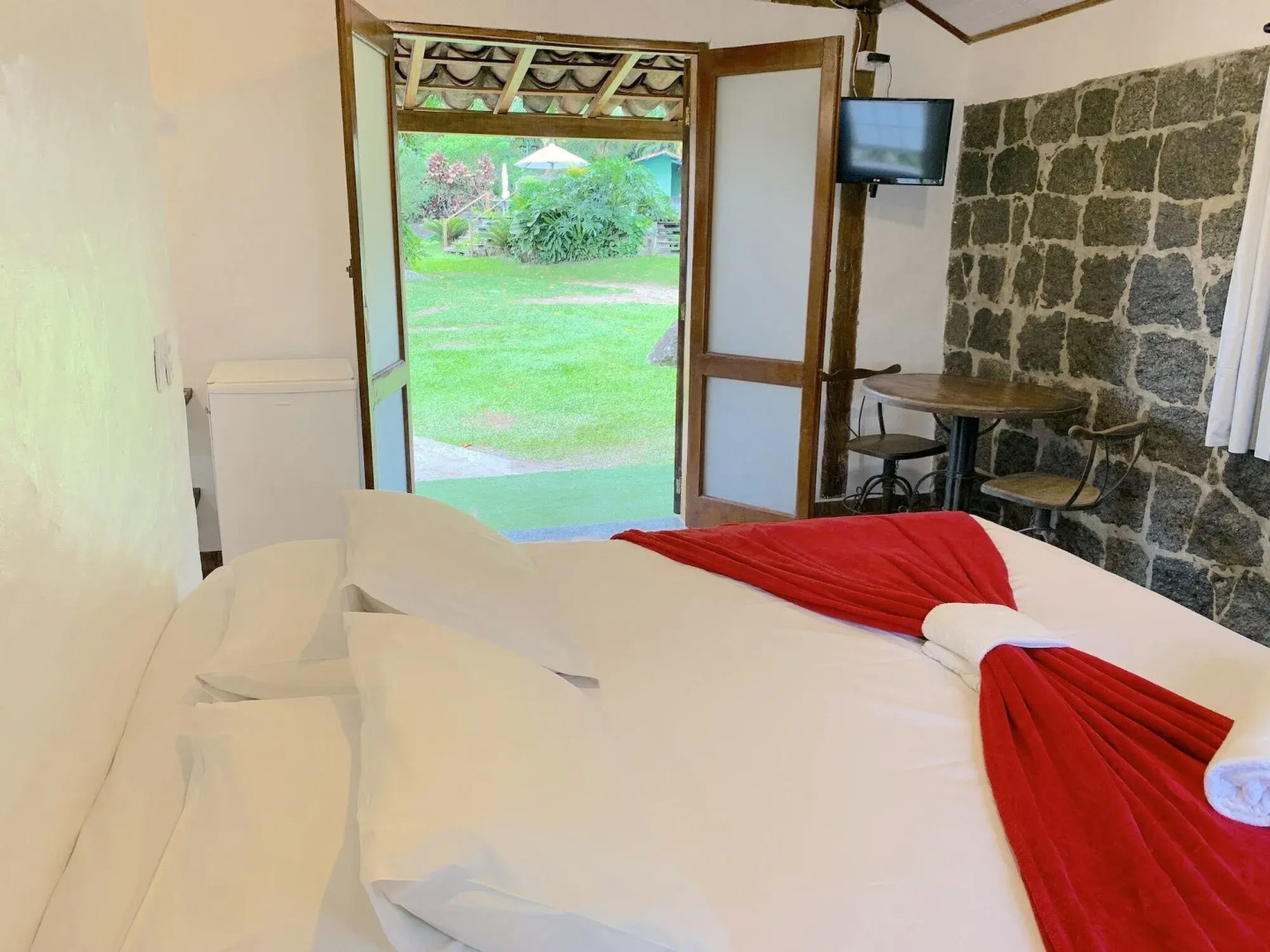 VELINN Pousada Bromélias