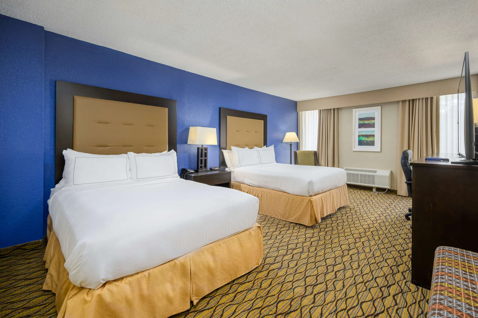 DoubleTree by Hilton Raleigh Midtown