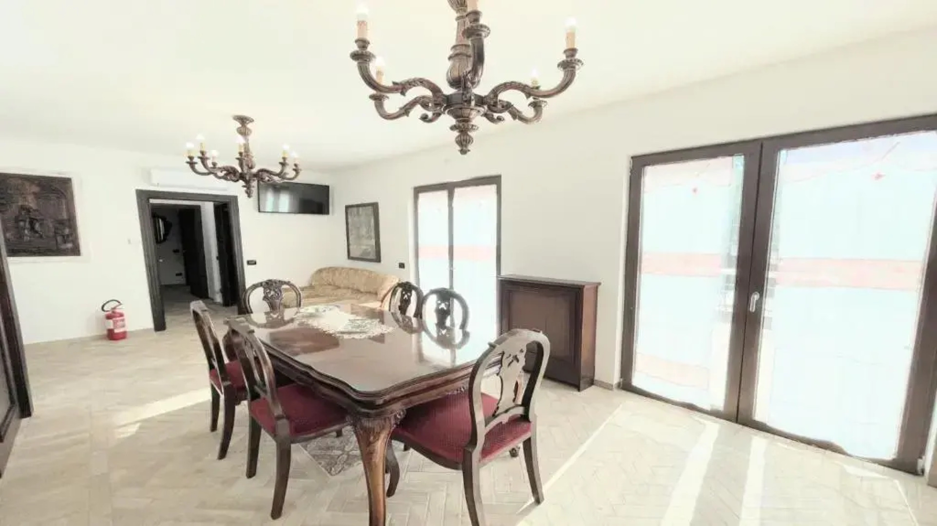 Amazing Lake View - Villa With Pool and Jacuzzi