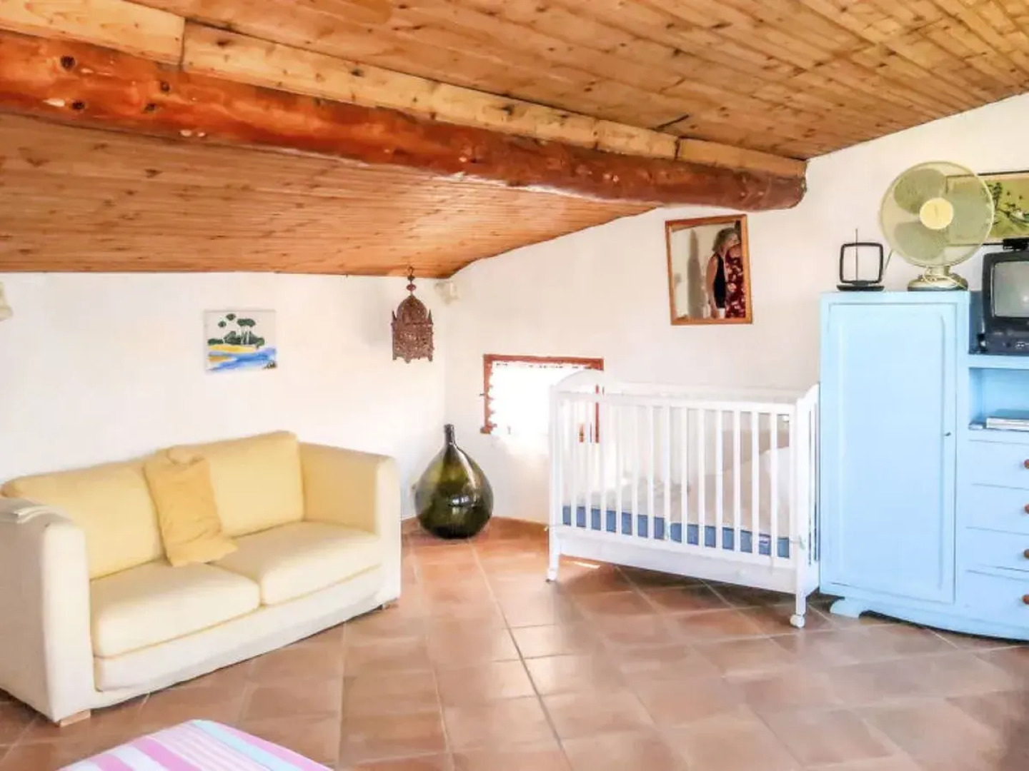 House Claudio Collabassa