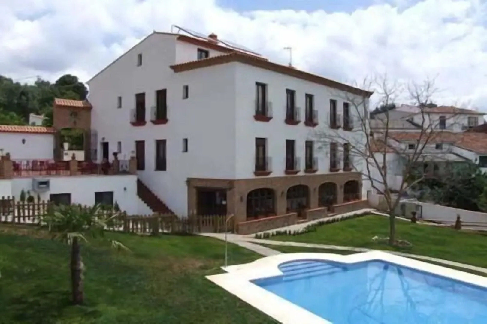 Aparthotel Rural 12 Caños