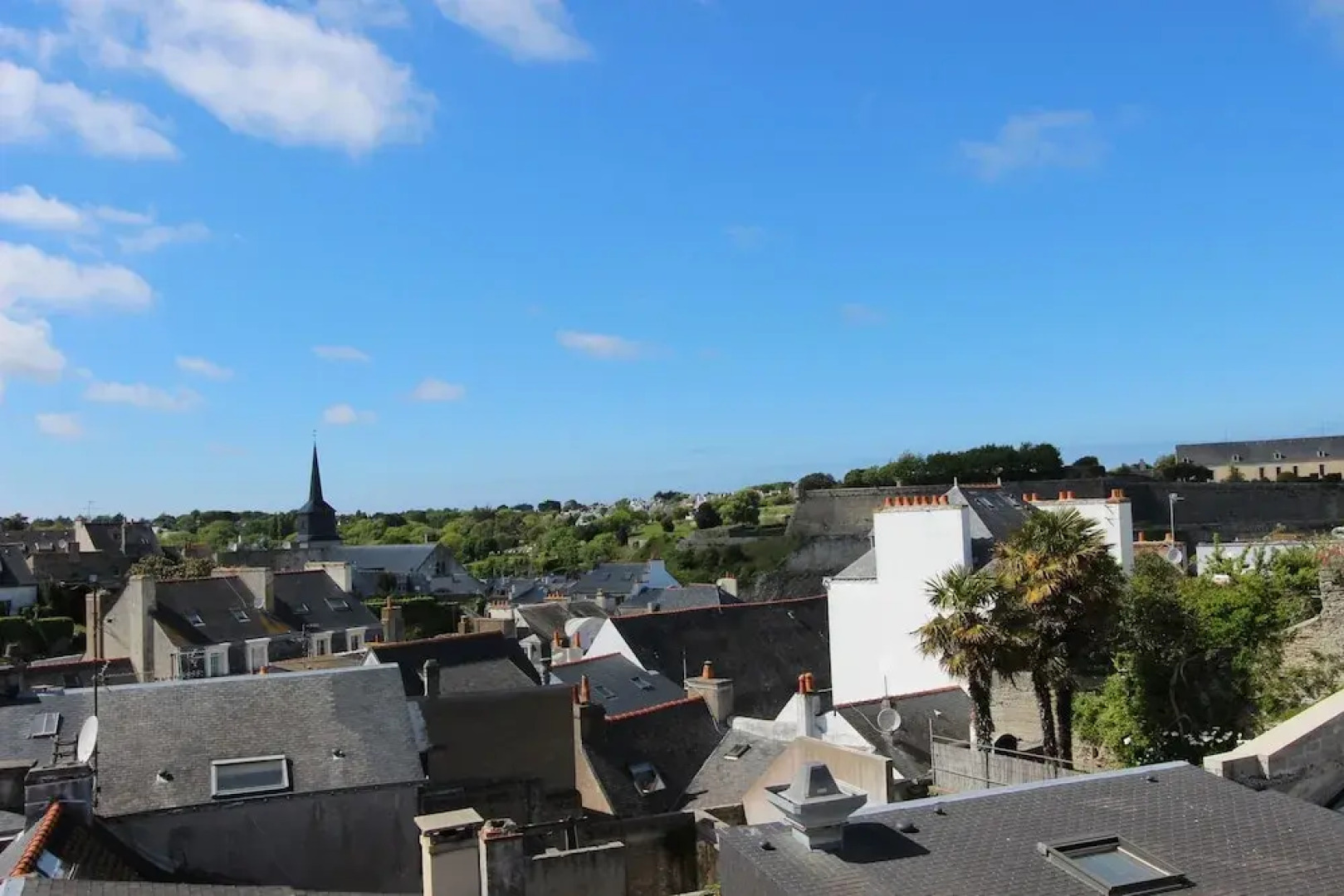 Residence Hoteliere Sarah Bernard