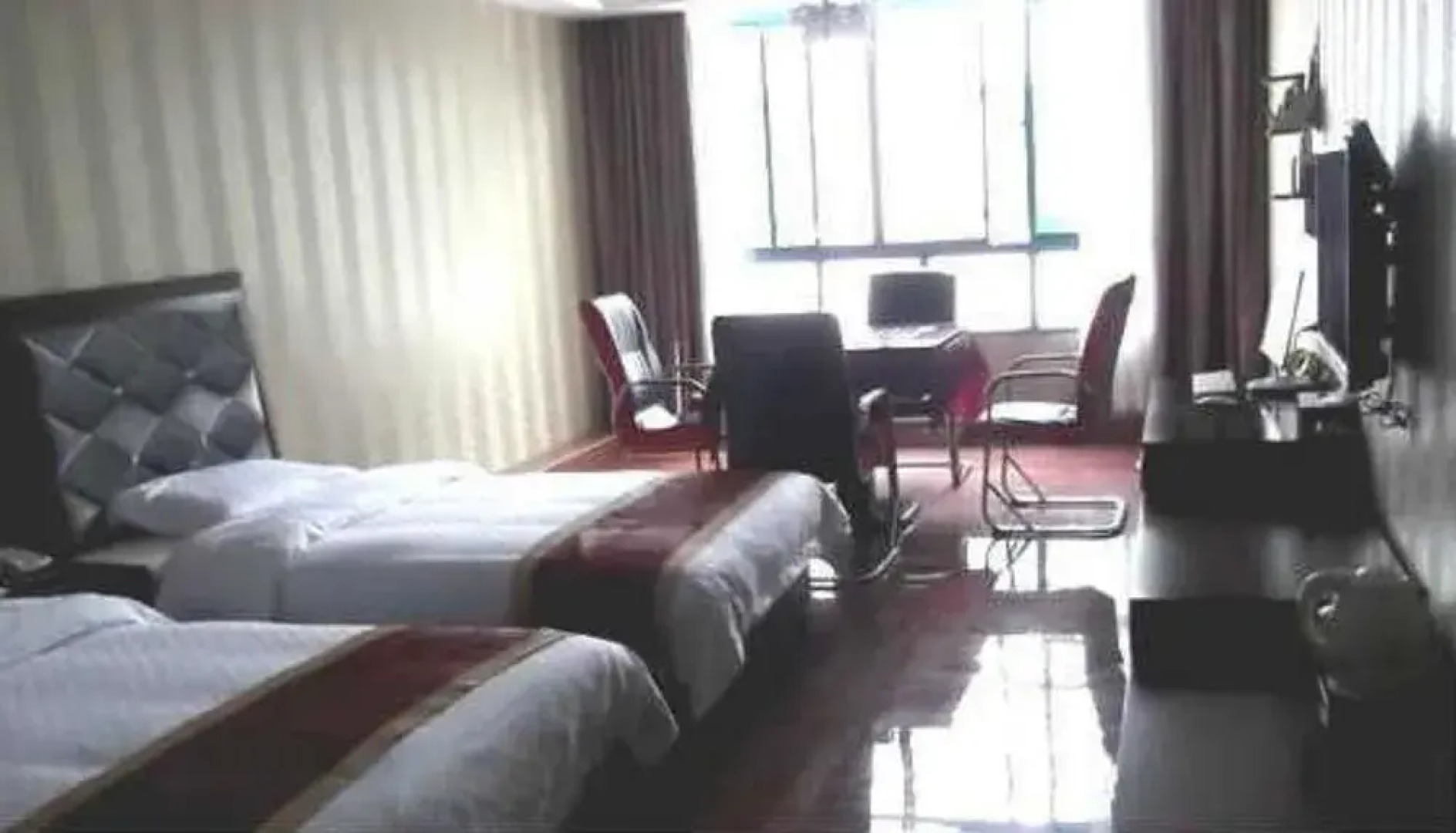 Lu'an Geruitai Business Hotel