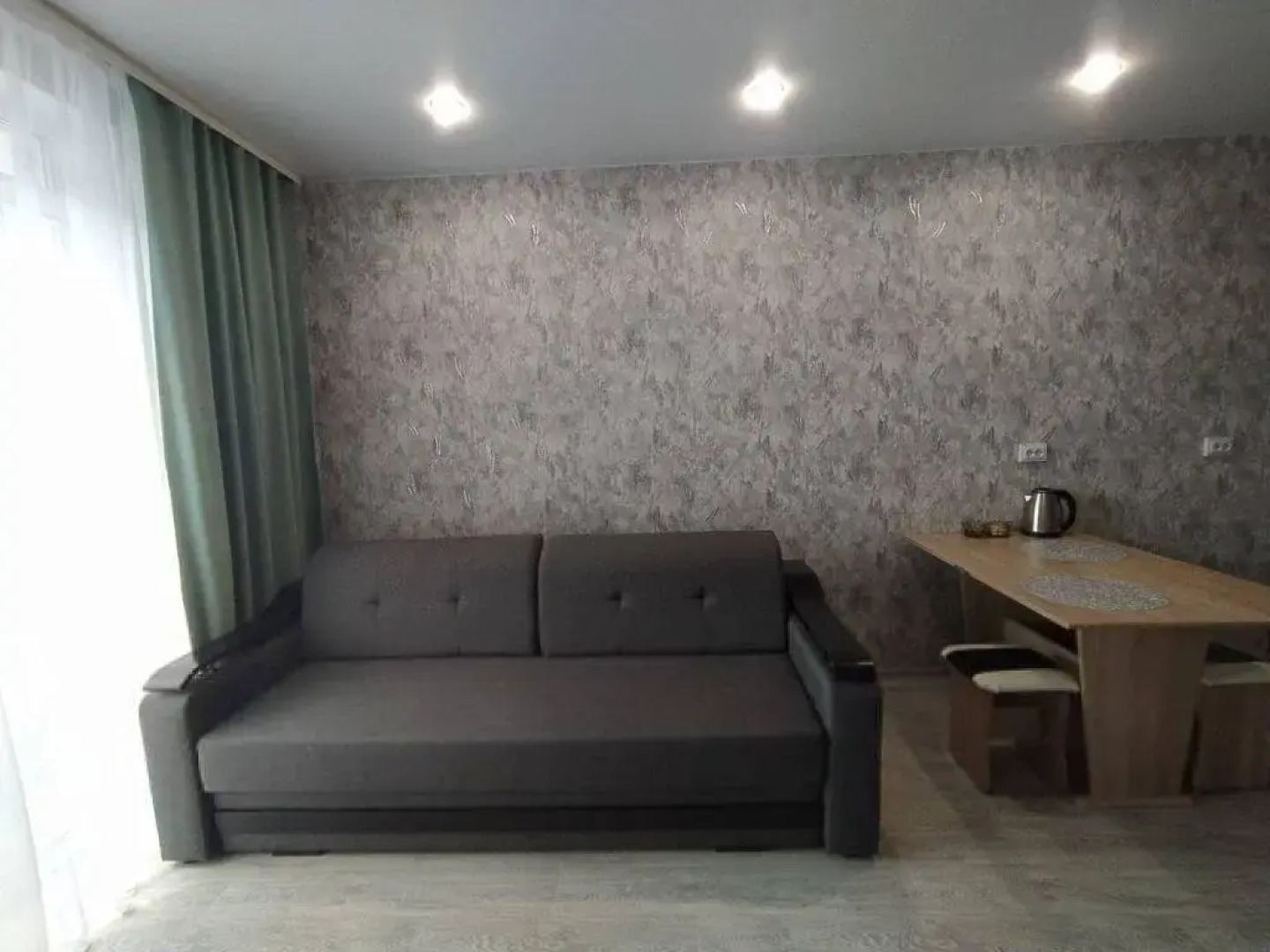 Апартаменты на улице Бирюкова 16