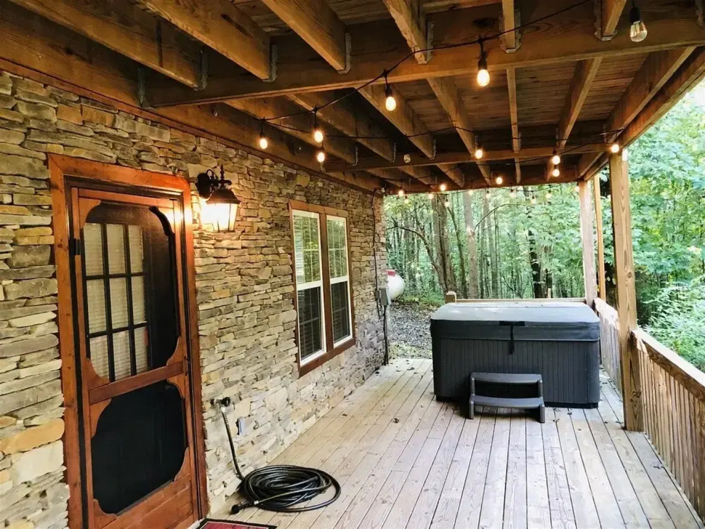 Winedown At The Creek