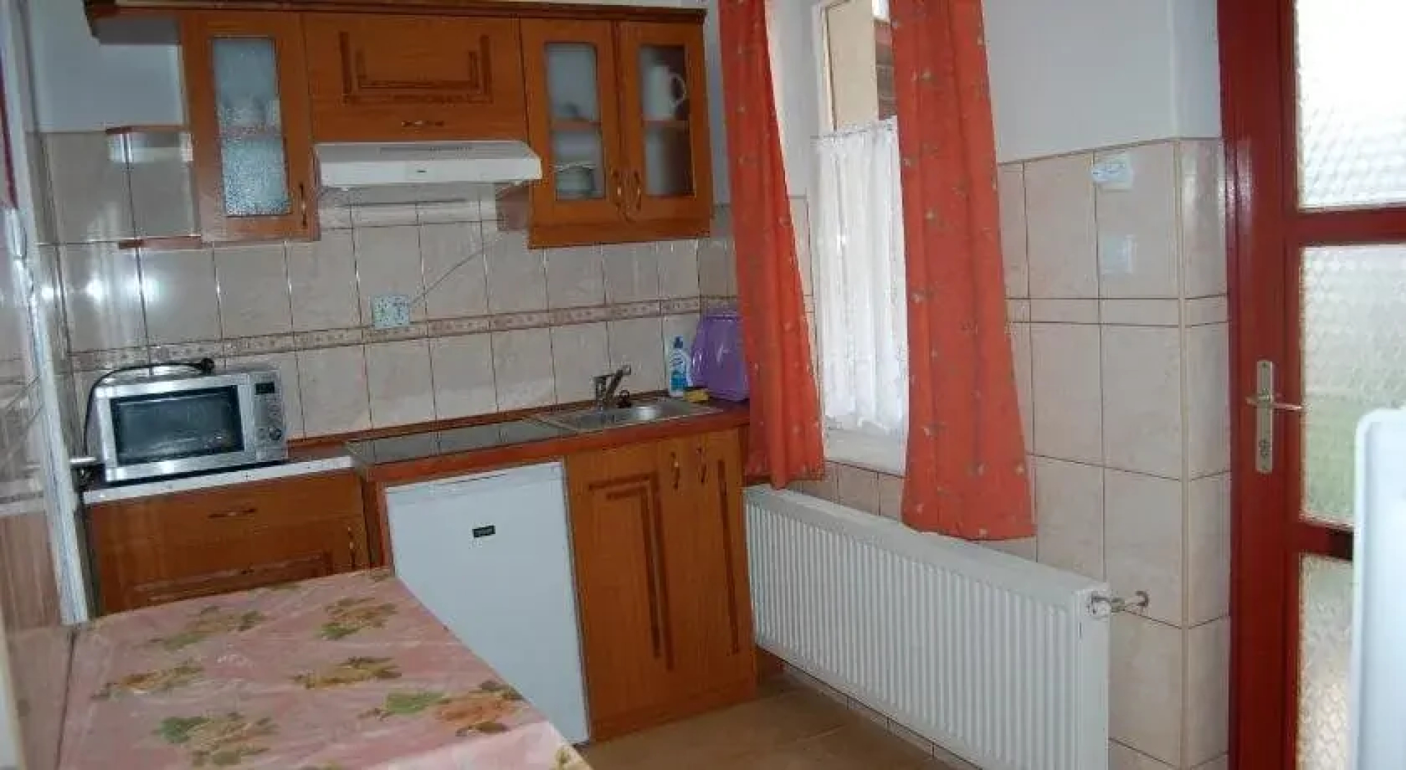 Zch Klra Utcai Apartman