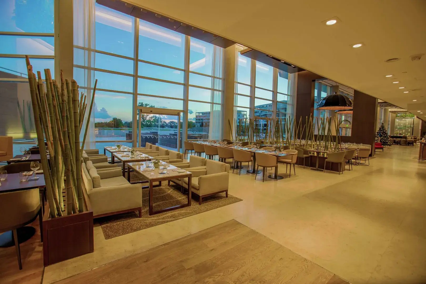 Hilton Pilar