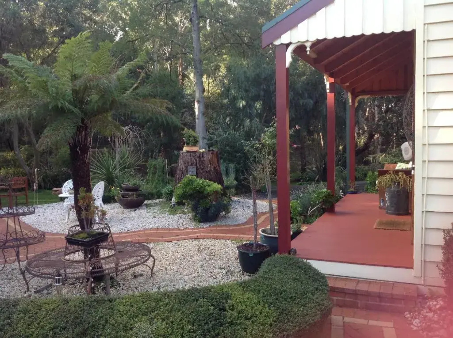 Ballarat cottages incorporating yarrowee cottage and Admirals cottage