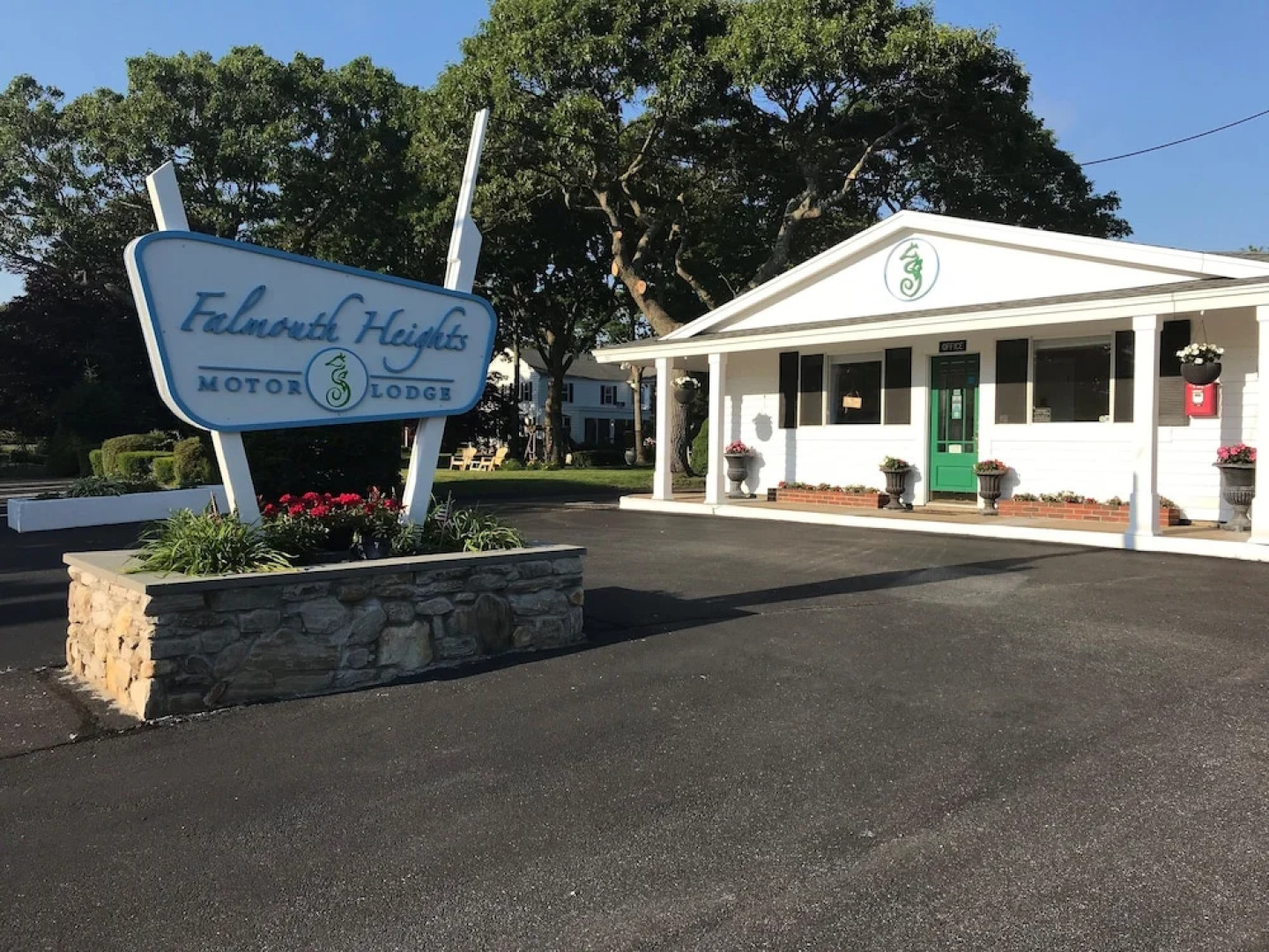 Falmouth Heights Motor Lodge