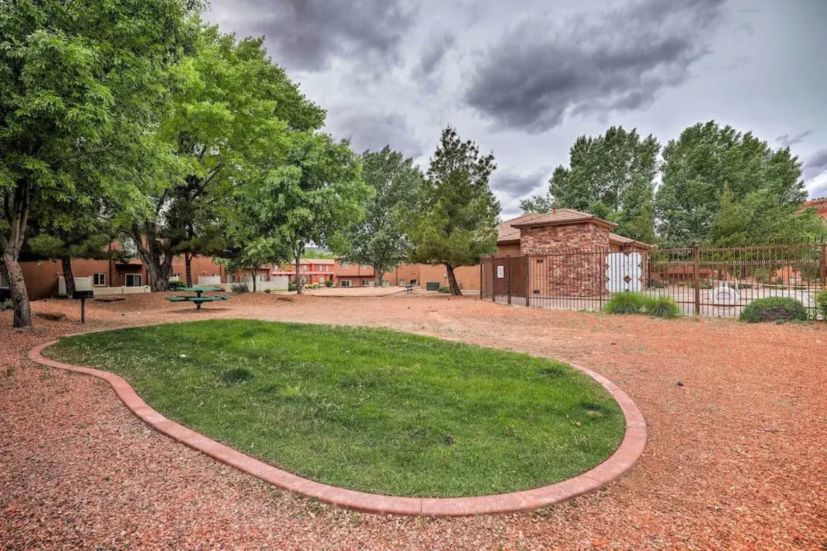 Lovely Kanab Condo in Dwtn, 30 mi to Zion NP!