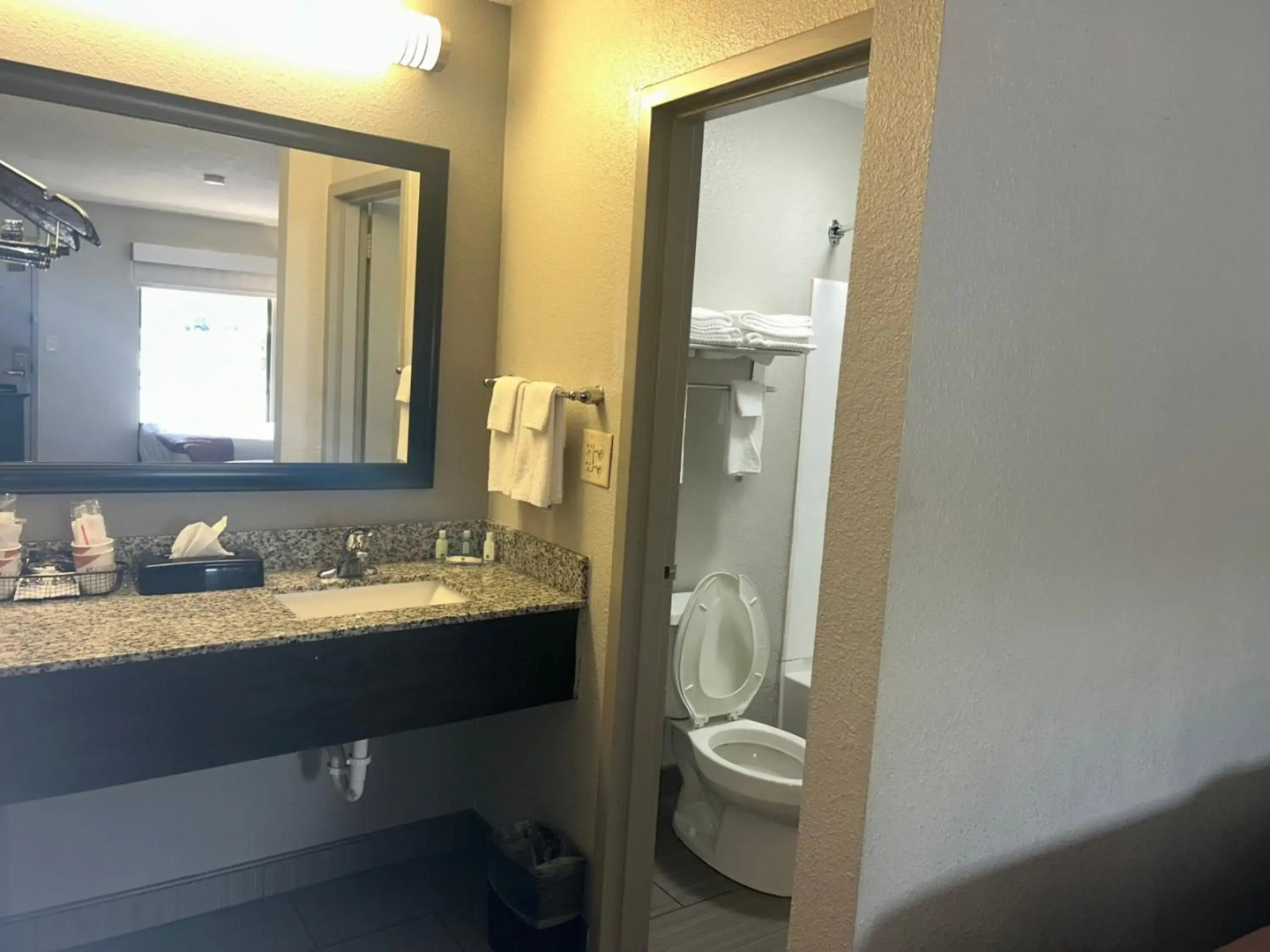 Quality Inn Mt. Pleasant - Charleston