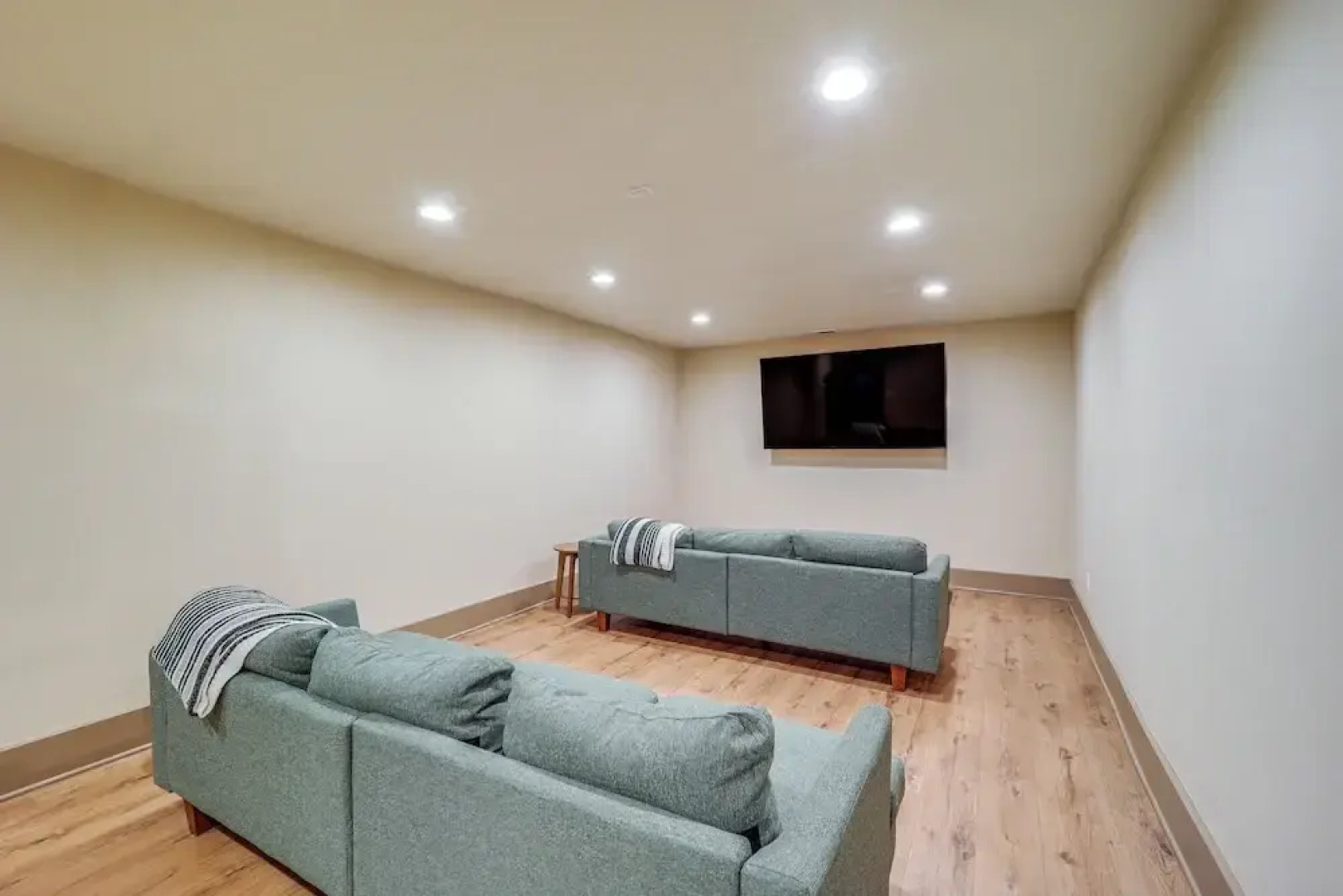 2 Mi to Beech Mtn Resort! 8,000-sq-ft Luxe Escape