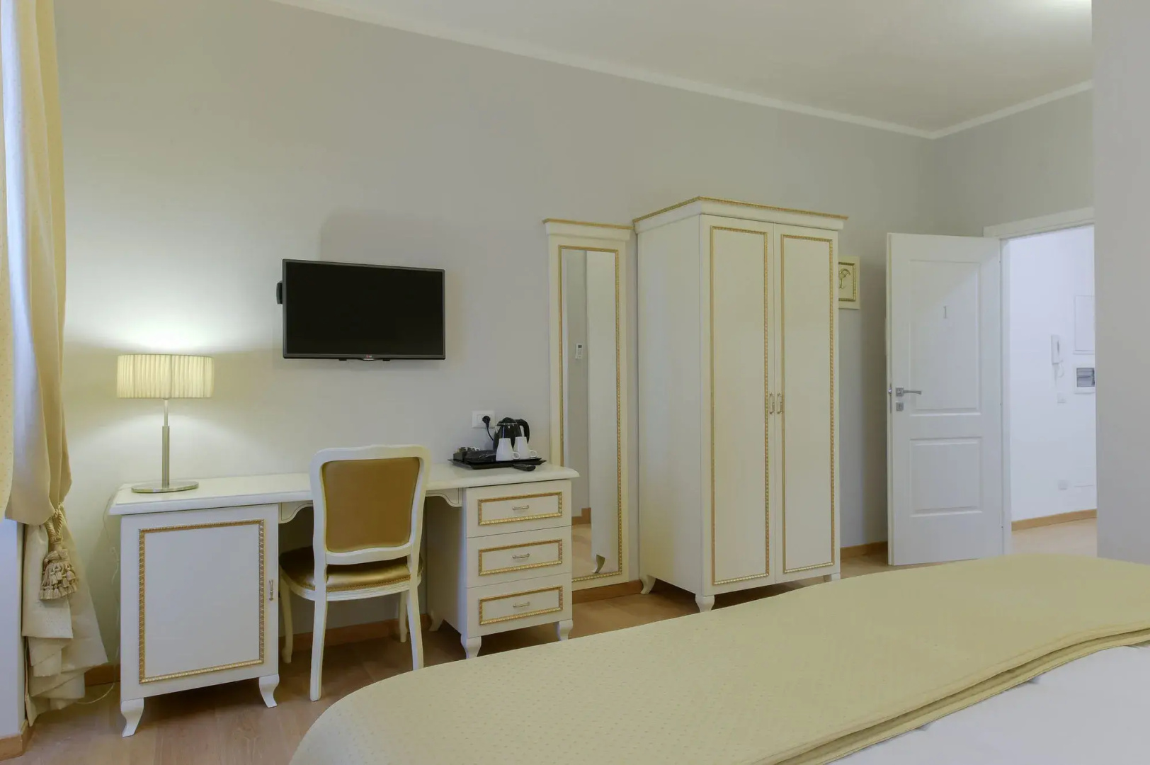 Gravina Suite Frattina