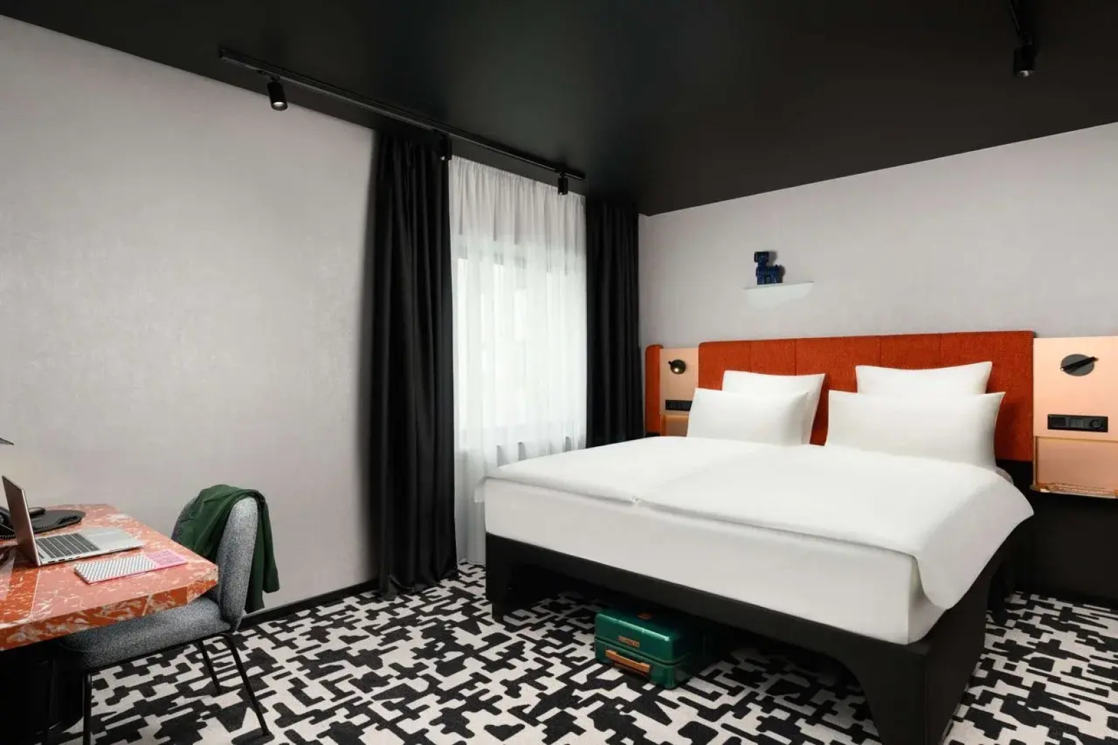 TRIBE Budapest Airport