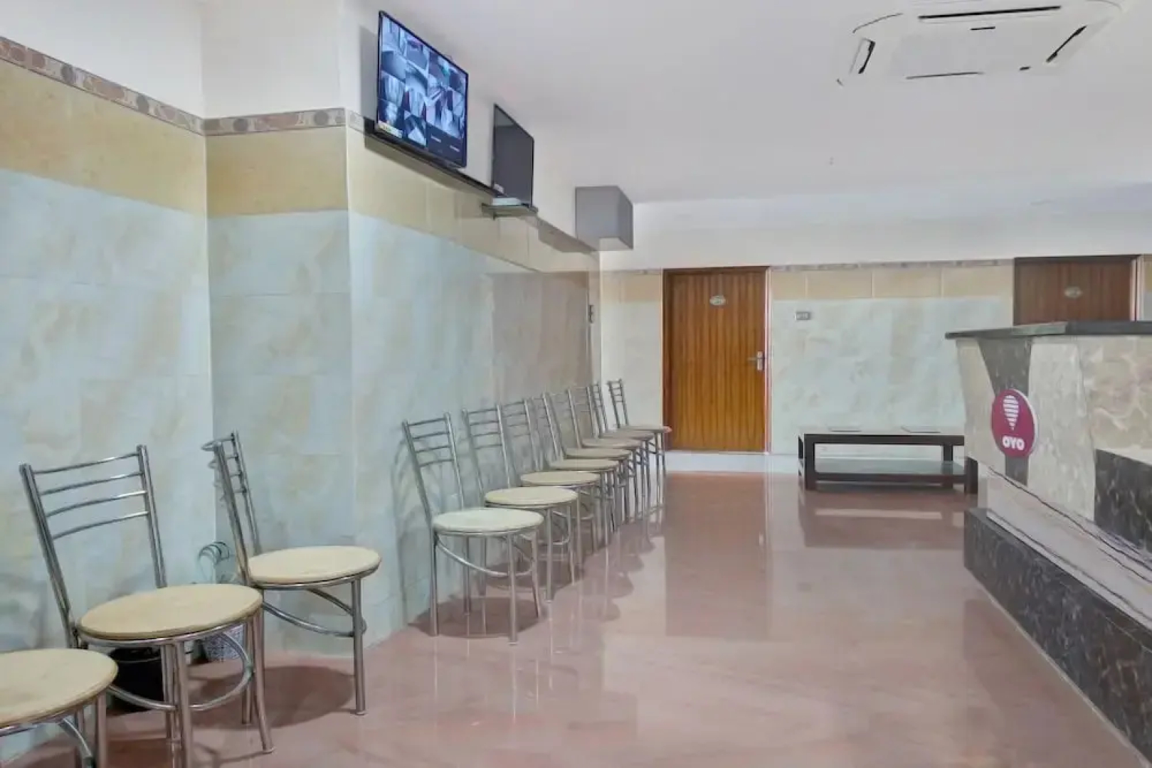 OYO 11099 Hotel J Bhadra's Grand