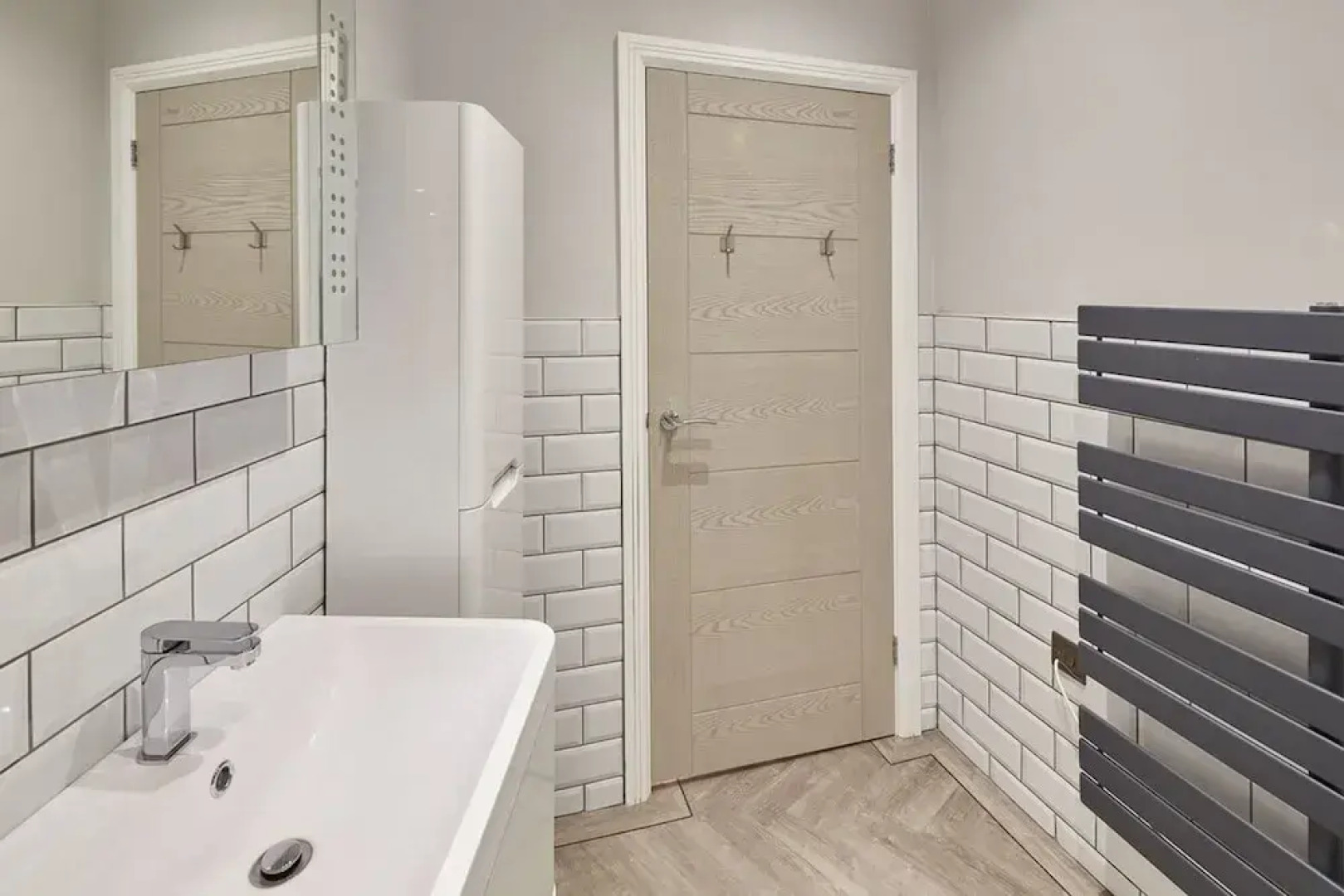 Host Stay Bellevue Apartment 1