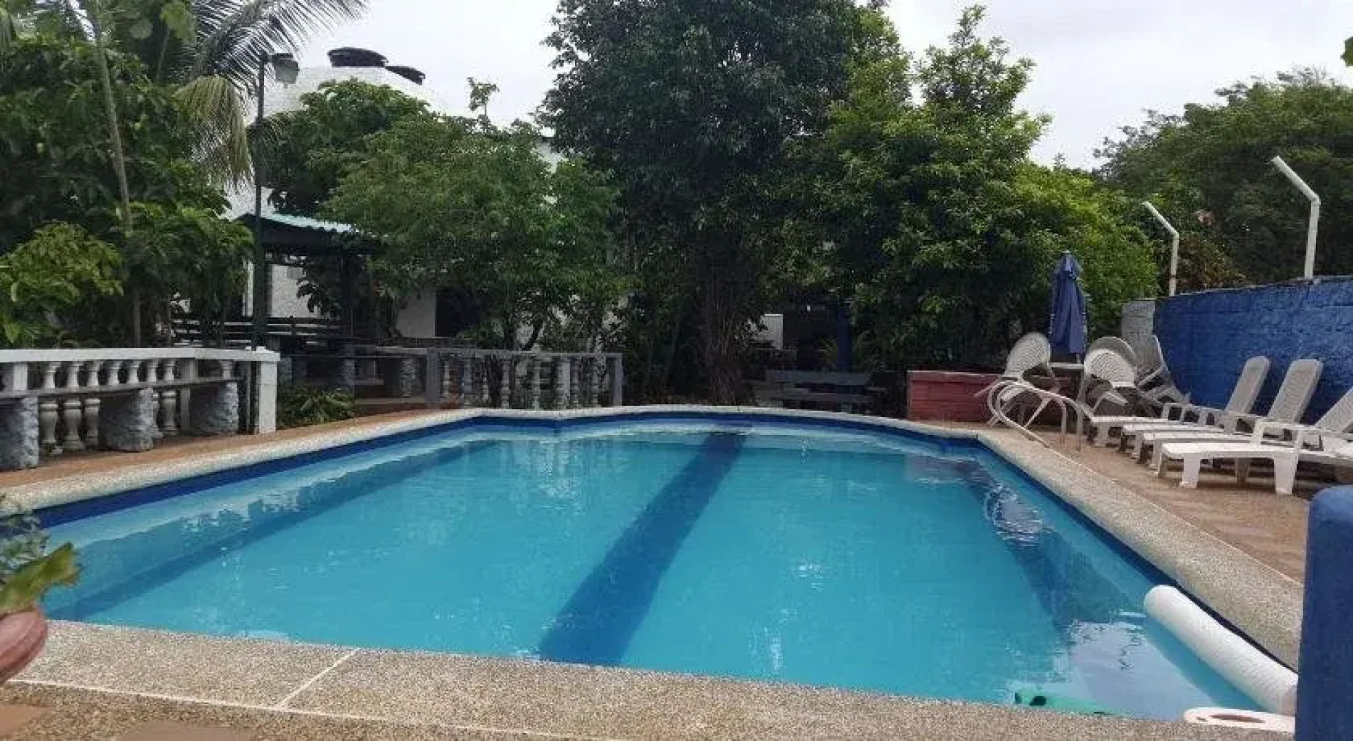 Angula Place