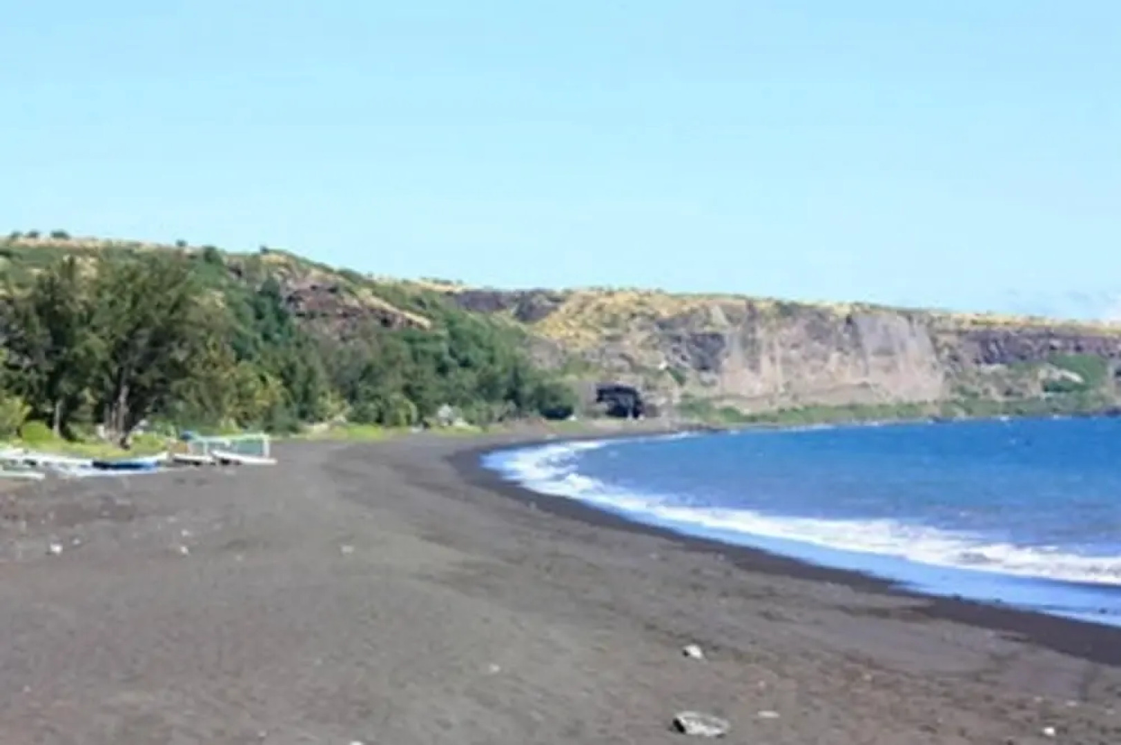 Bungalow With 2 Bedrooms in Vincendo, Saint-joseph, With Pool Access,