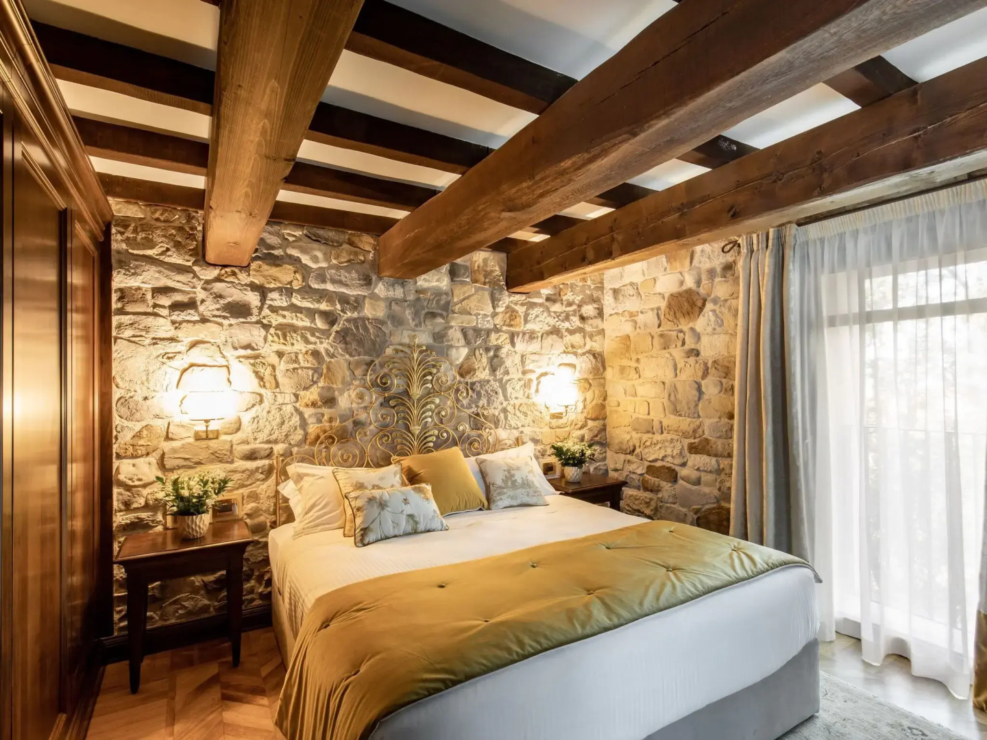 Snug Holiday Home in Castel San Pietro Terme With hot tub