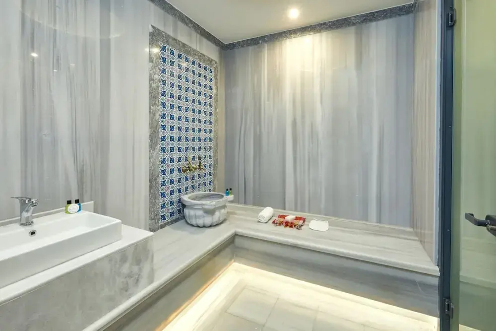 Hattusa Vacation Business Thermal Club Saray