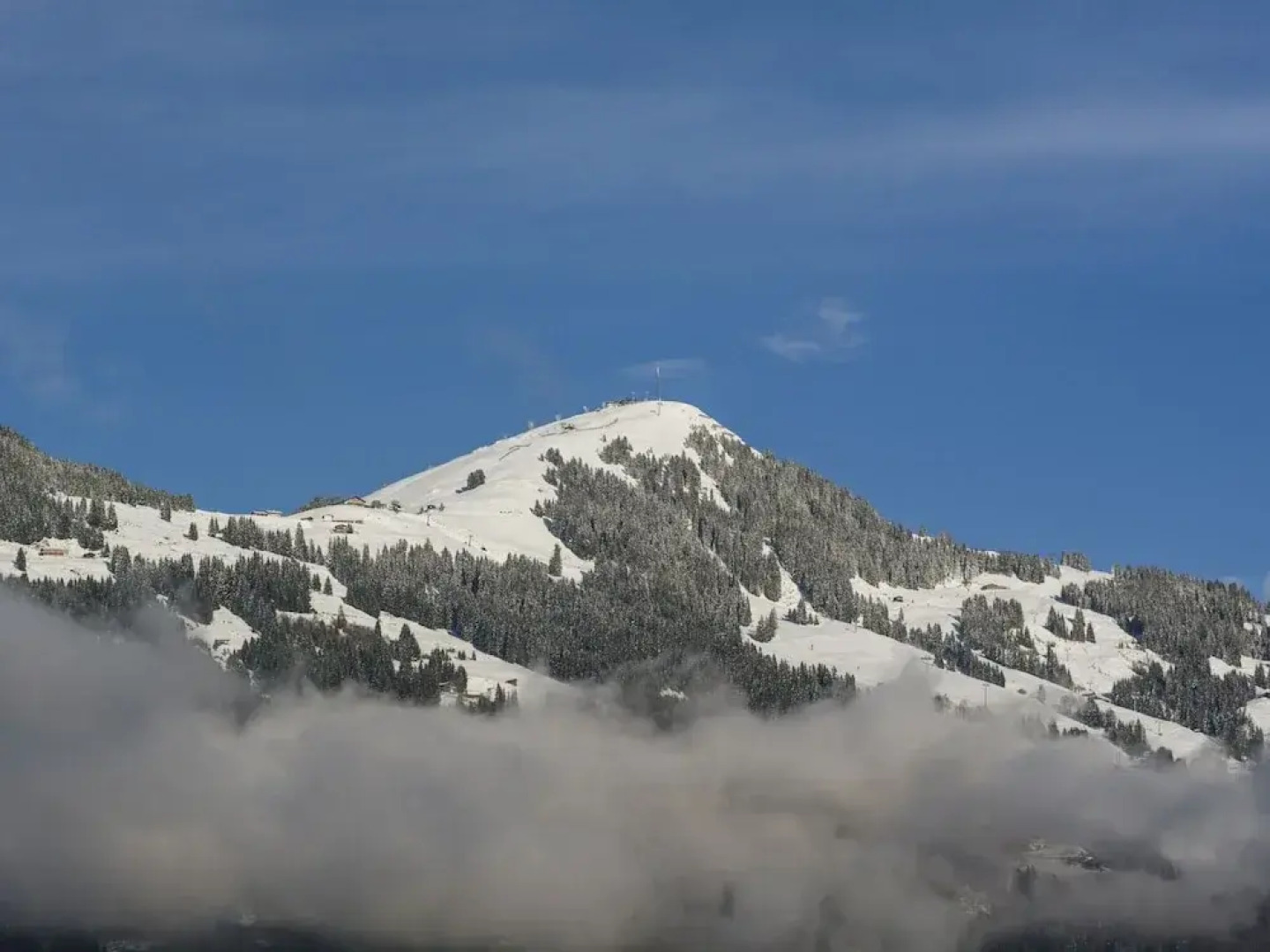 Wooden Apartment With Mountain View
