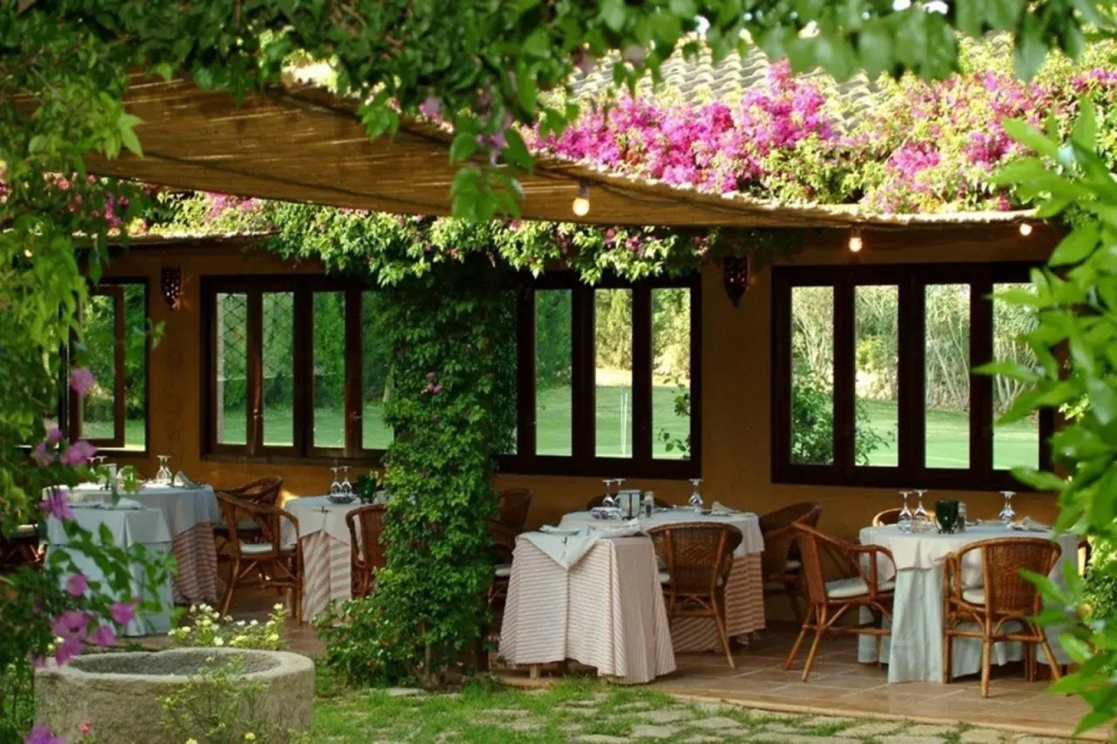 Reserva Rotana Hotel