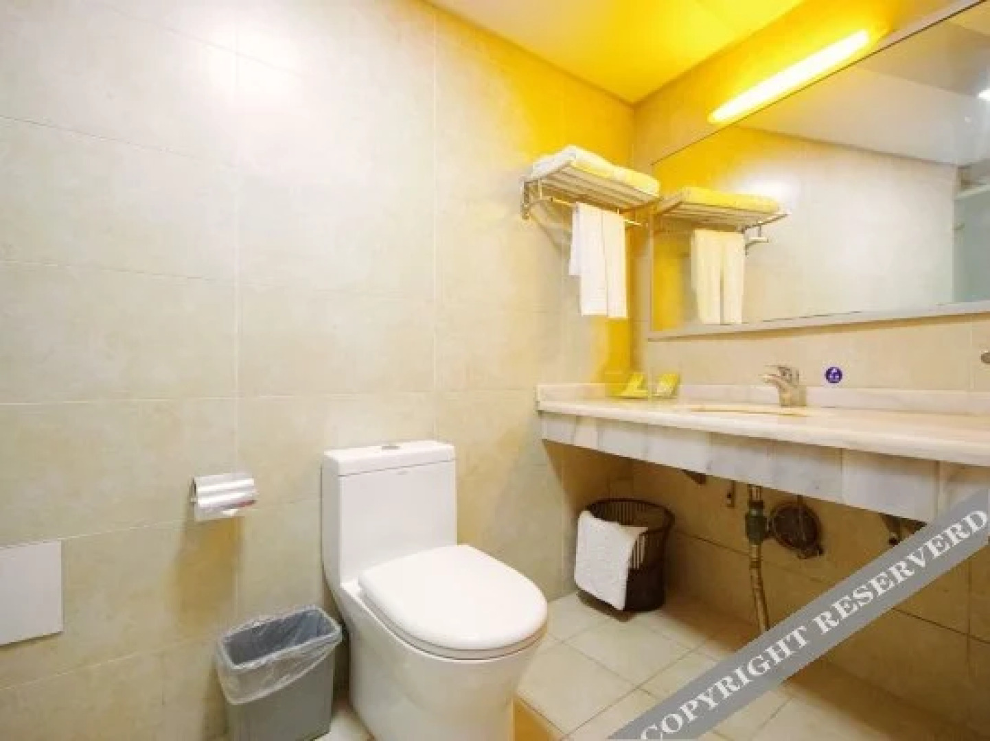 Chengzhong Blue Sky Hotel