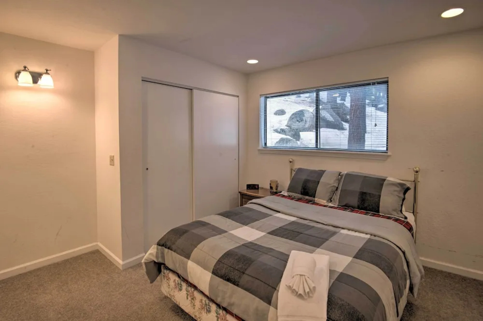 Stateline Ski House: Walk to Boulder Lift!