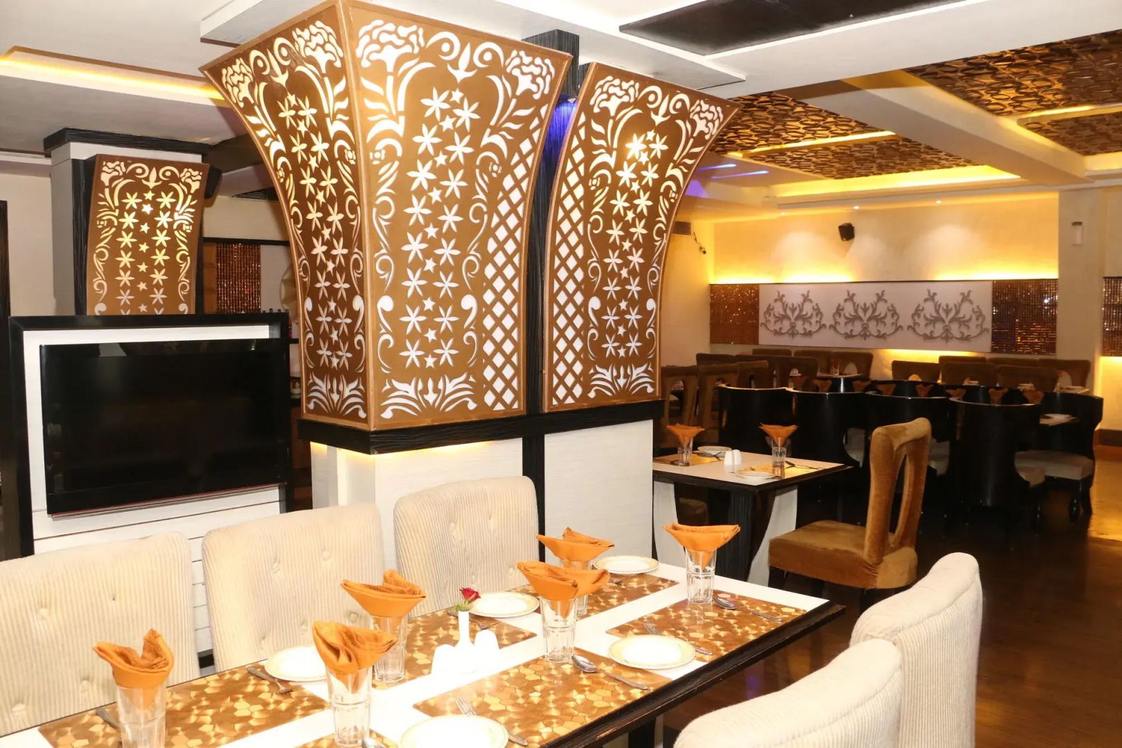 OYO Premium Bhai Bala Chowk