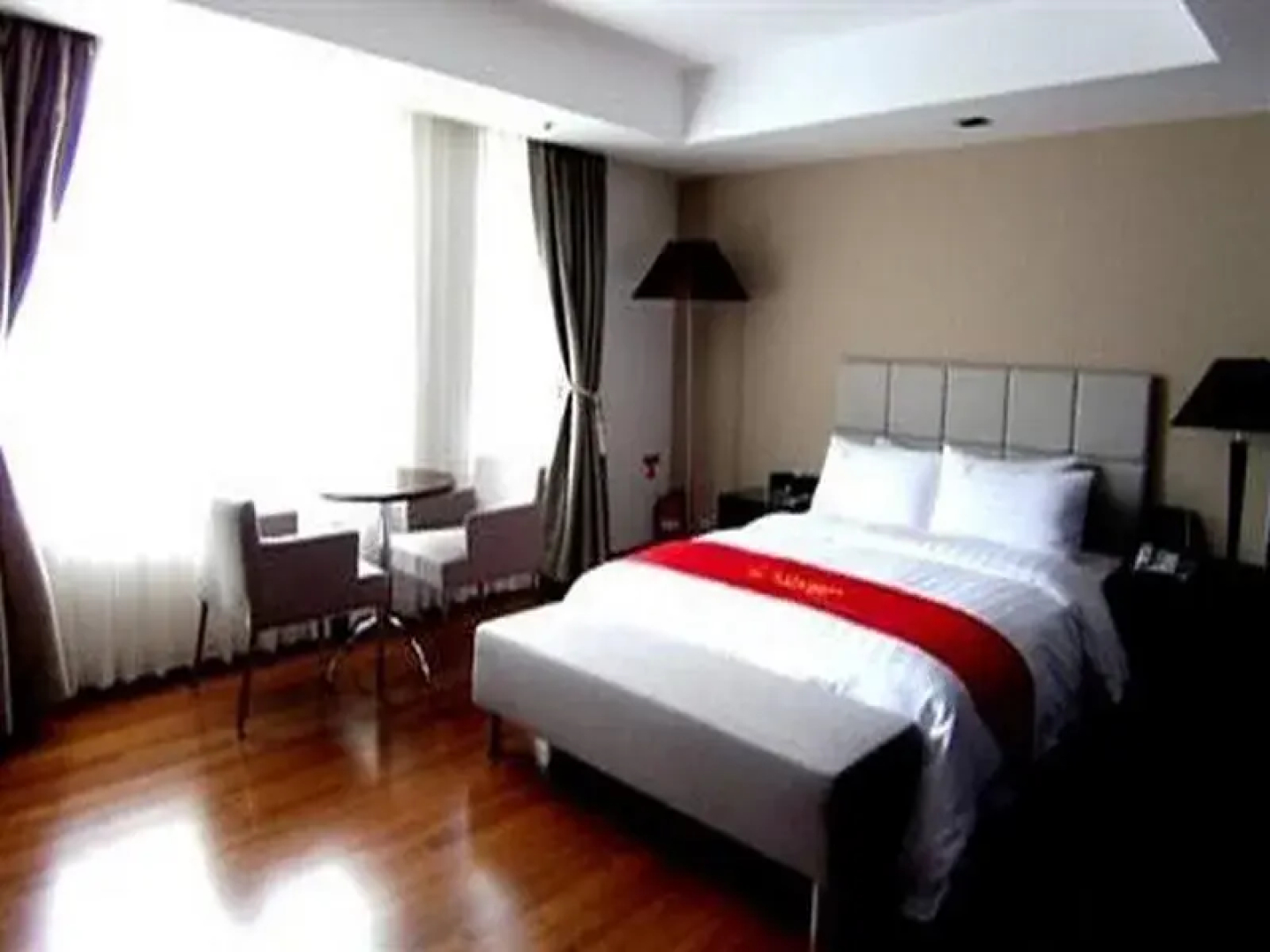 L'Casino Hotel