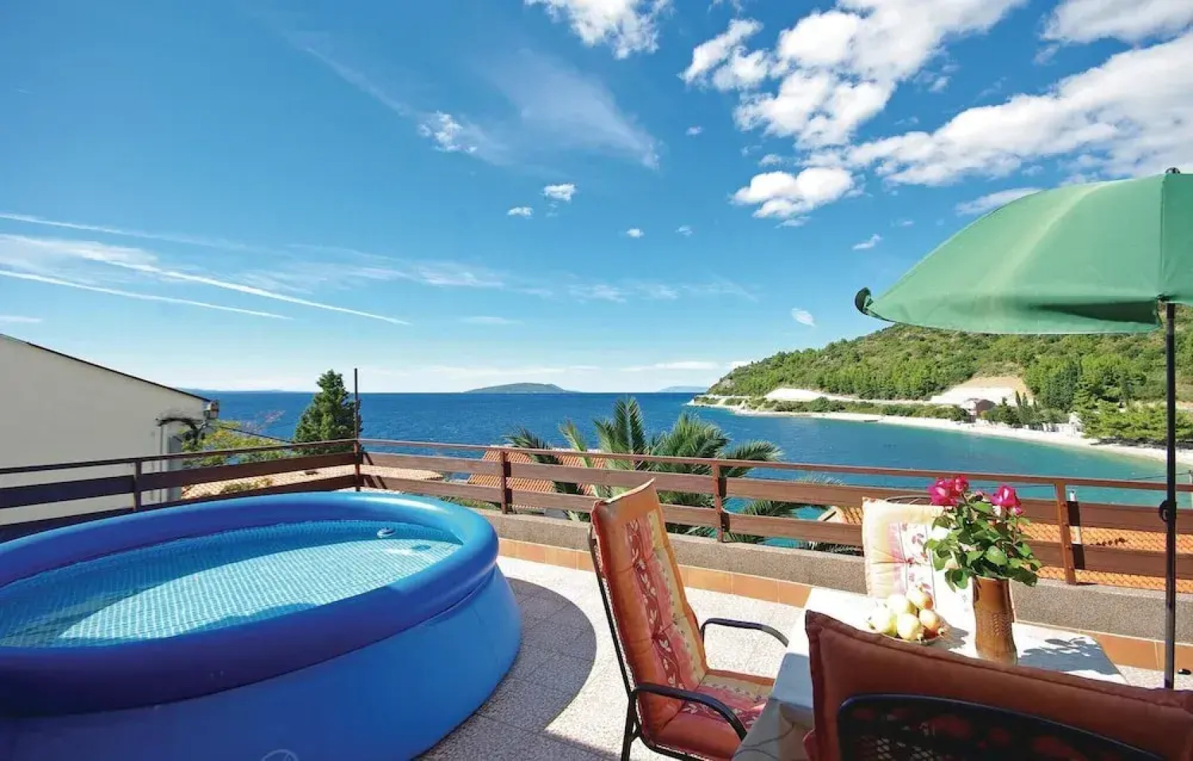 Beautiful Home in Podaca With Wifi and 4 Bedrooms