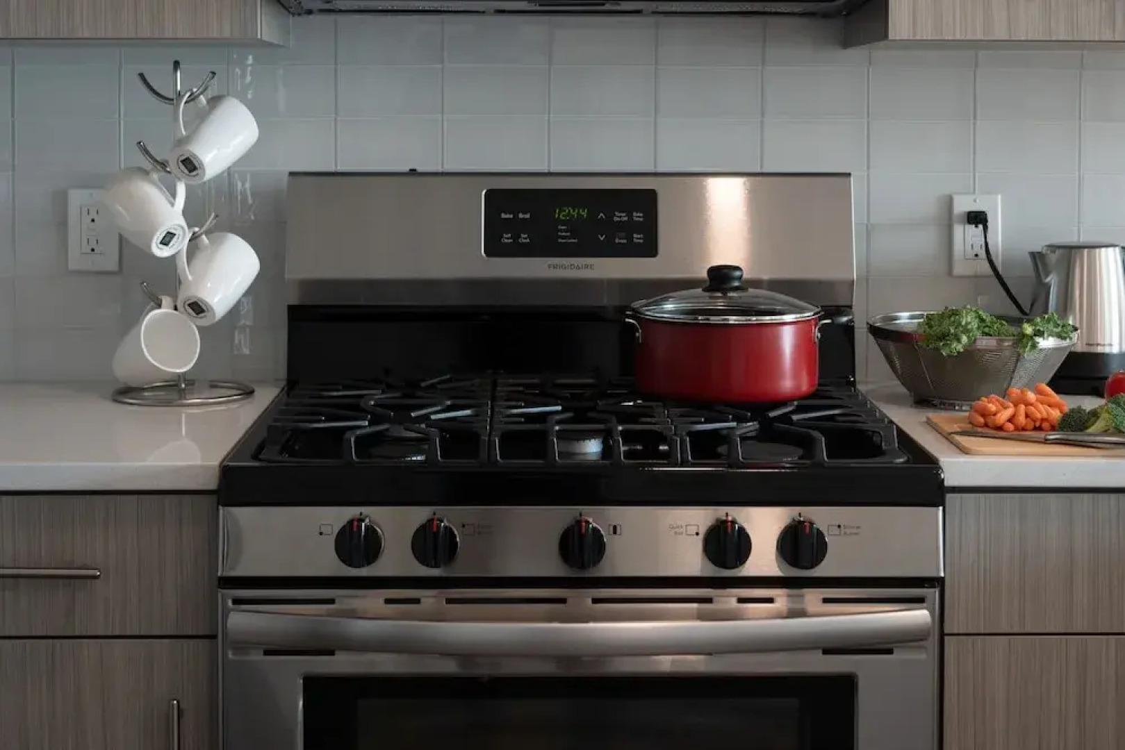 Luxury Furnished Apartments by Hyatus Downtown at Yale