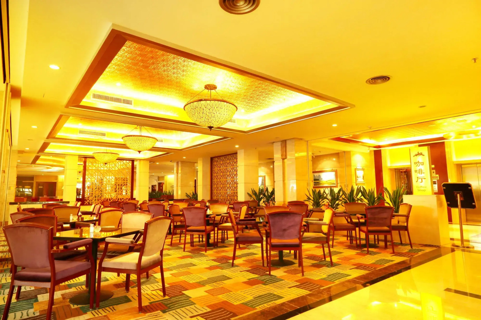 Green Lotus, River View Hotel