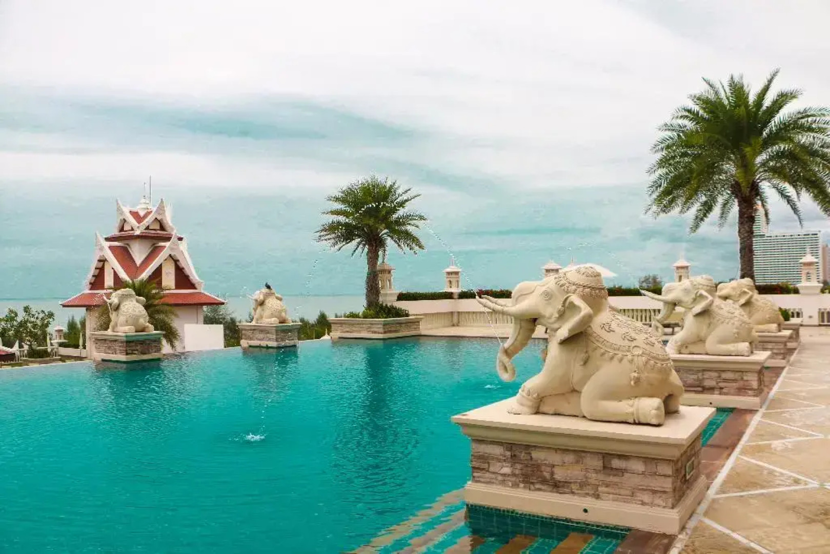 Grand Pacific Sovereign Resort & Spa