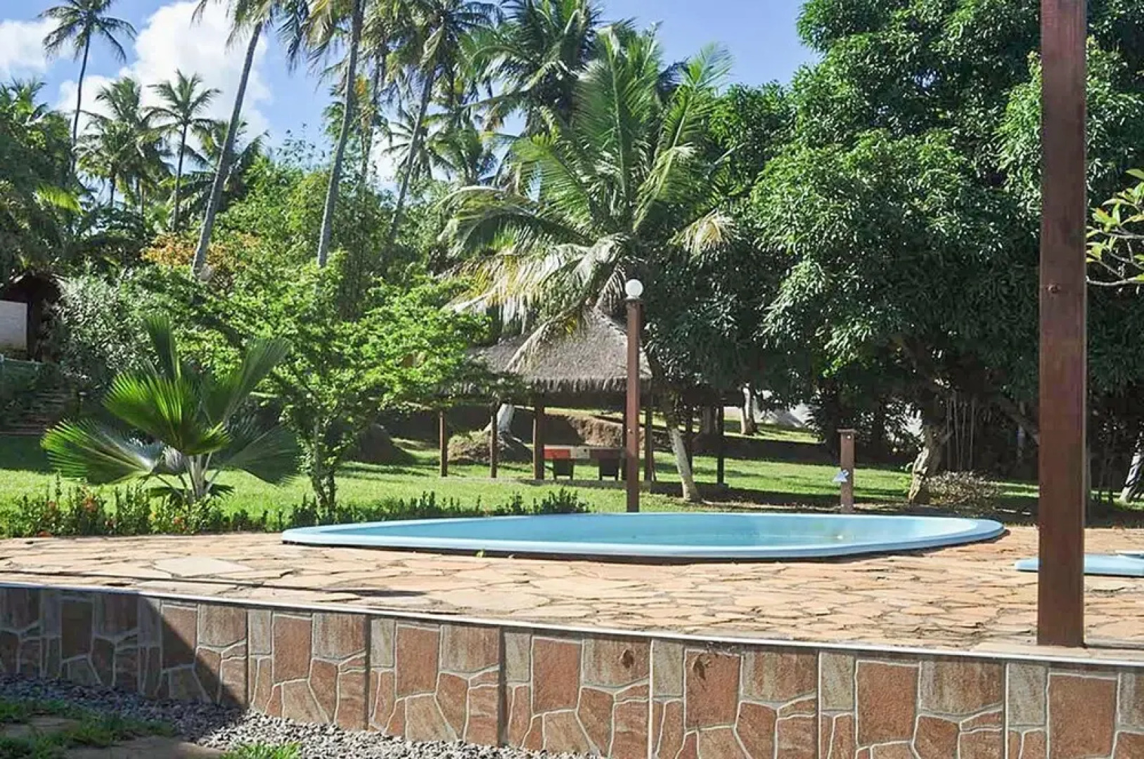 Chalet With one Bedroom in Jacuipe, With Pool Access, Furnished Garden