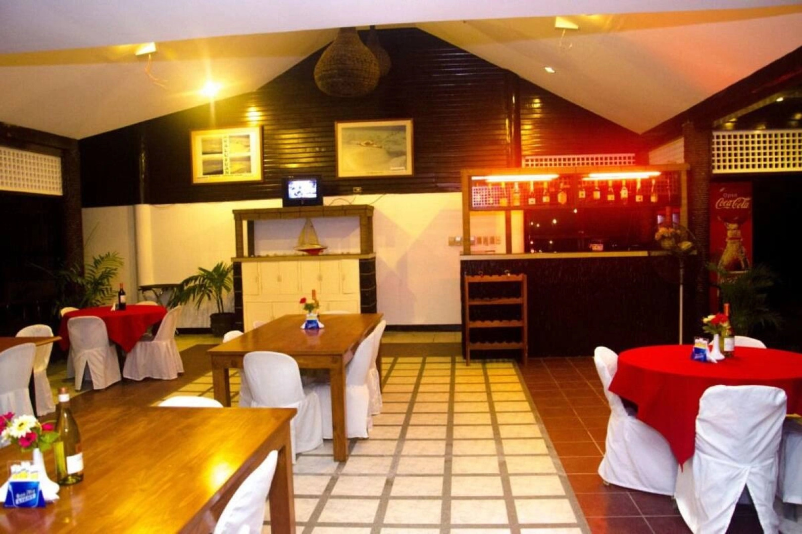 Estaca bay Garden Resort