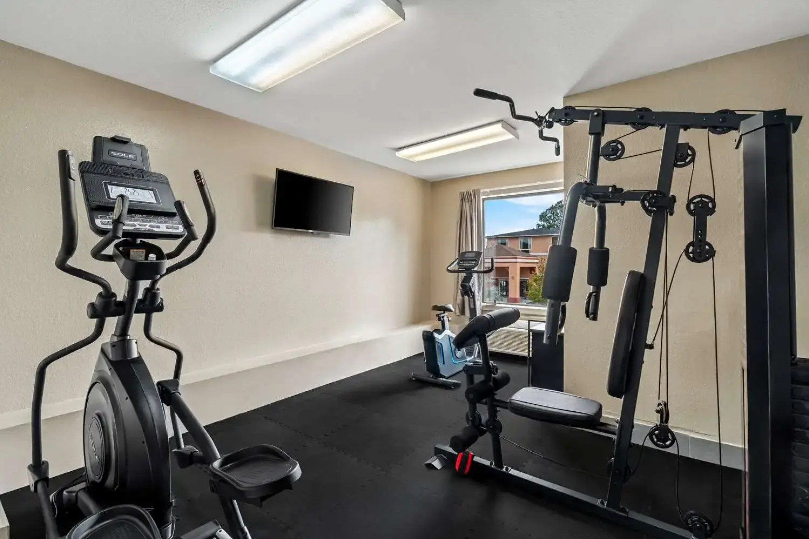 Quality Inn & Suites Biloxi - Ocean Springs