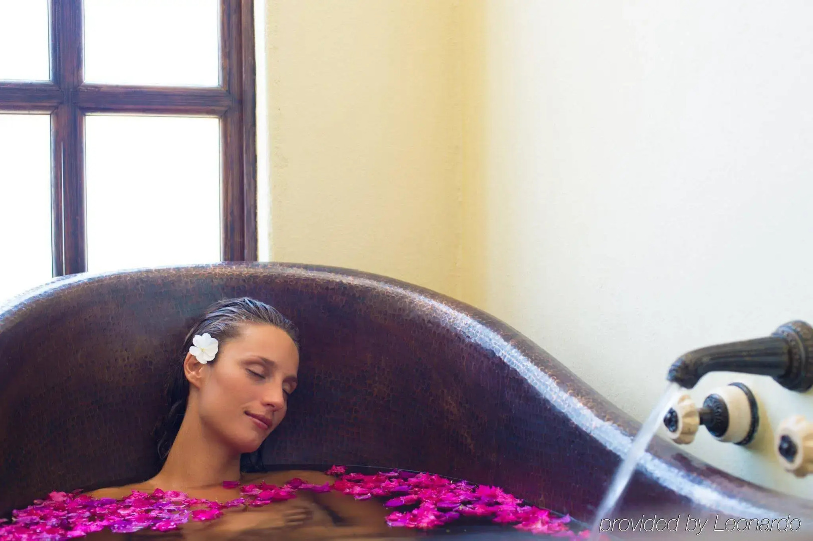 Guaycura Boutique Hotel Beach Club & Spa