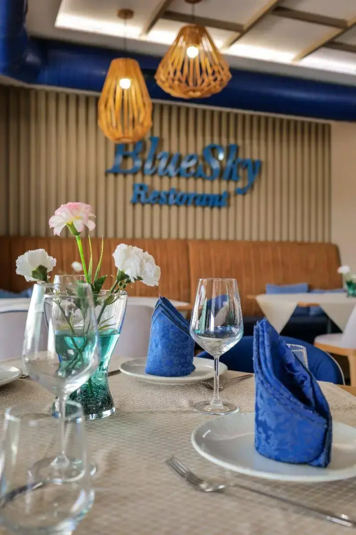 Hotel Blue Sky