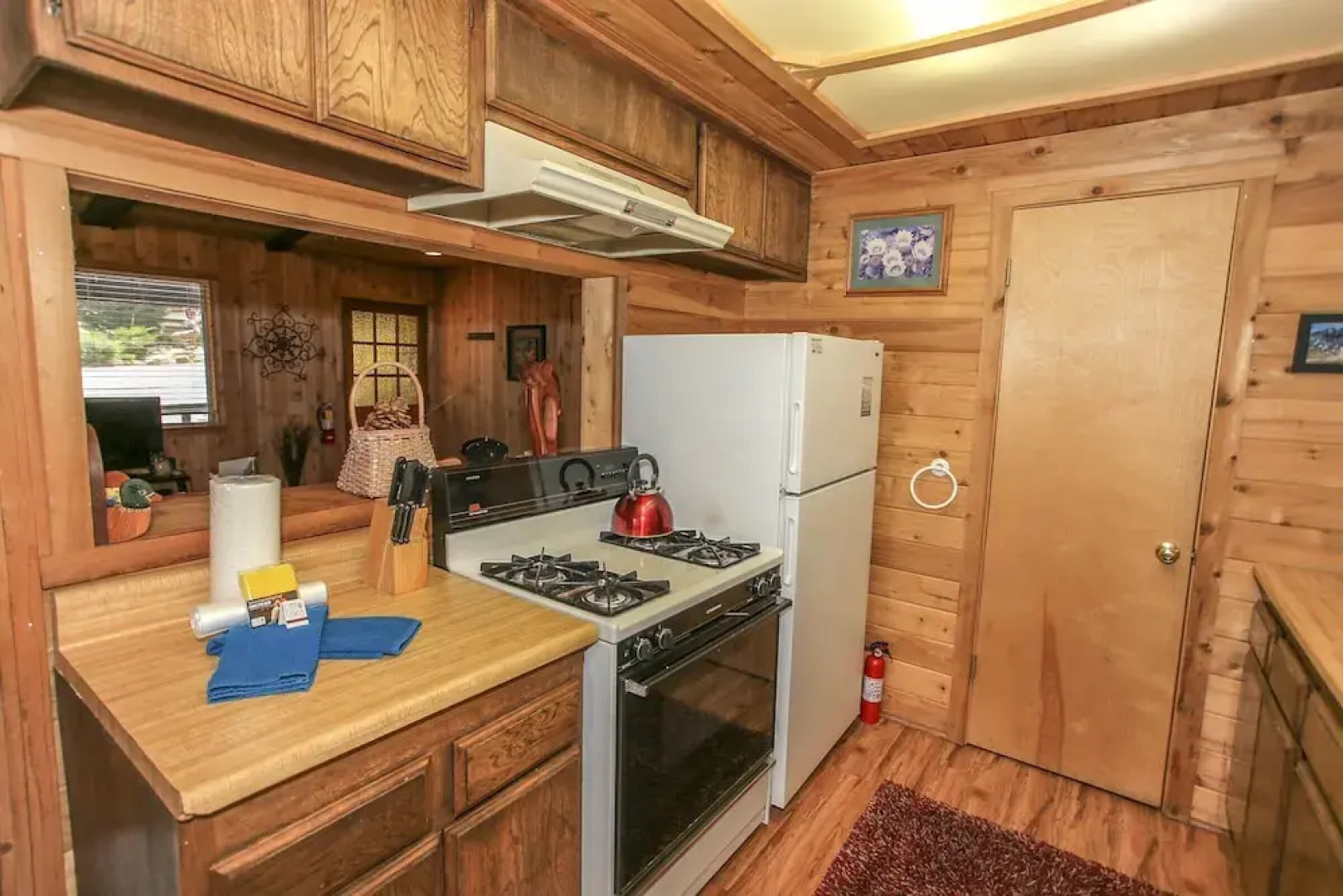 Grannys Love Shack by Big Bear Cool Cabins