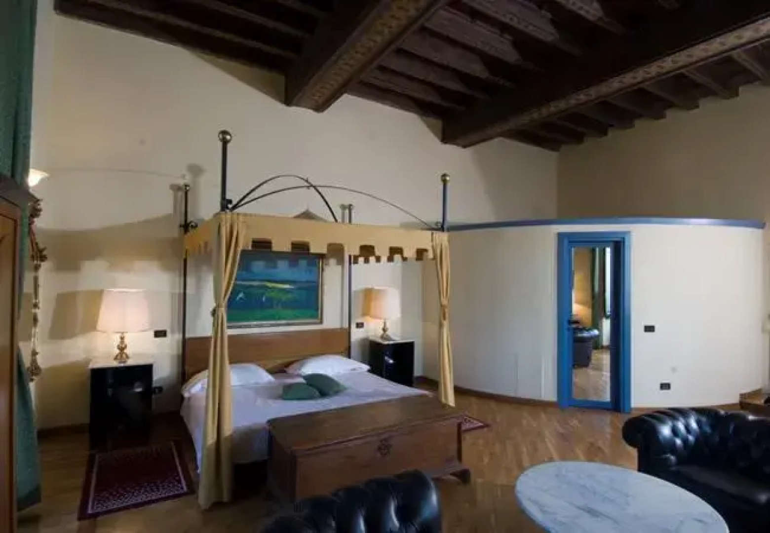 Castello Di Carimate Hotel & Spa