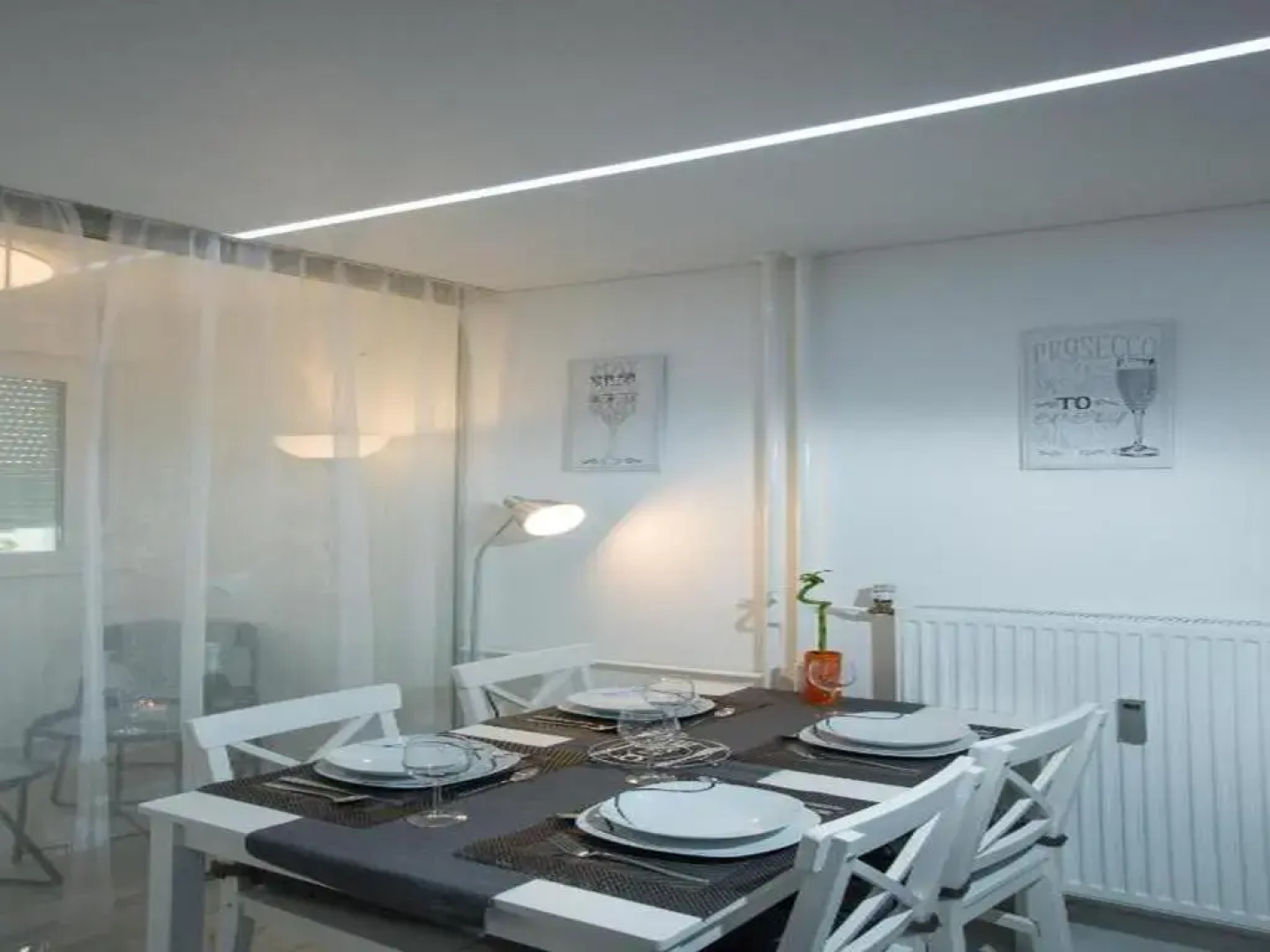 Modern & Luxury APT Zagreb Airport W/ Free Wifi