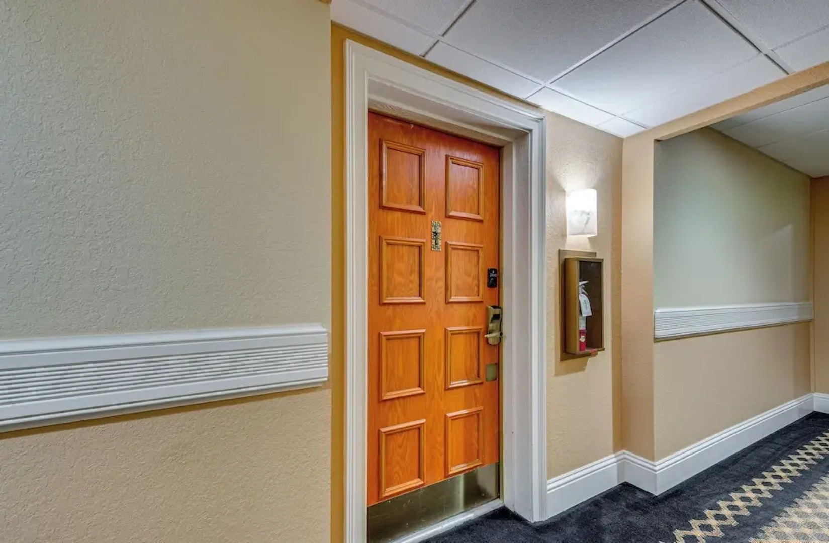 8 Mi to Honeymoon Island: Golf Getaway w/ Balcony!