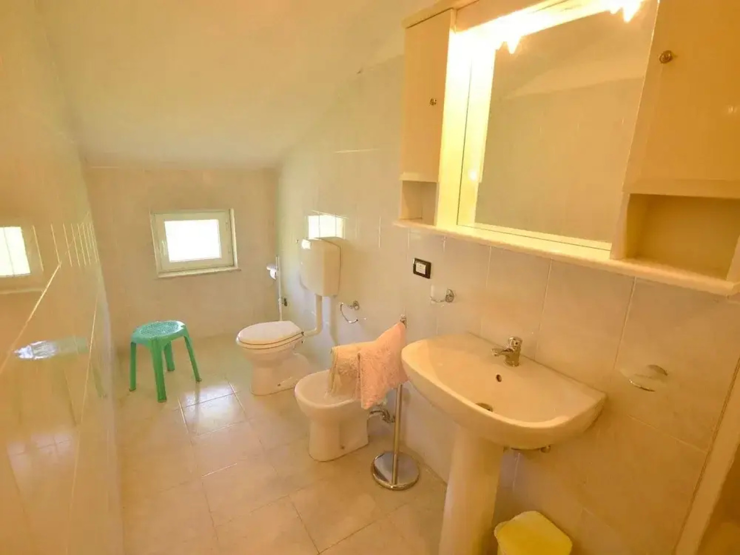 Cottage in Sesta Godano Near Forest & Sea