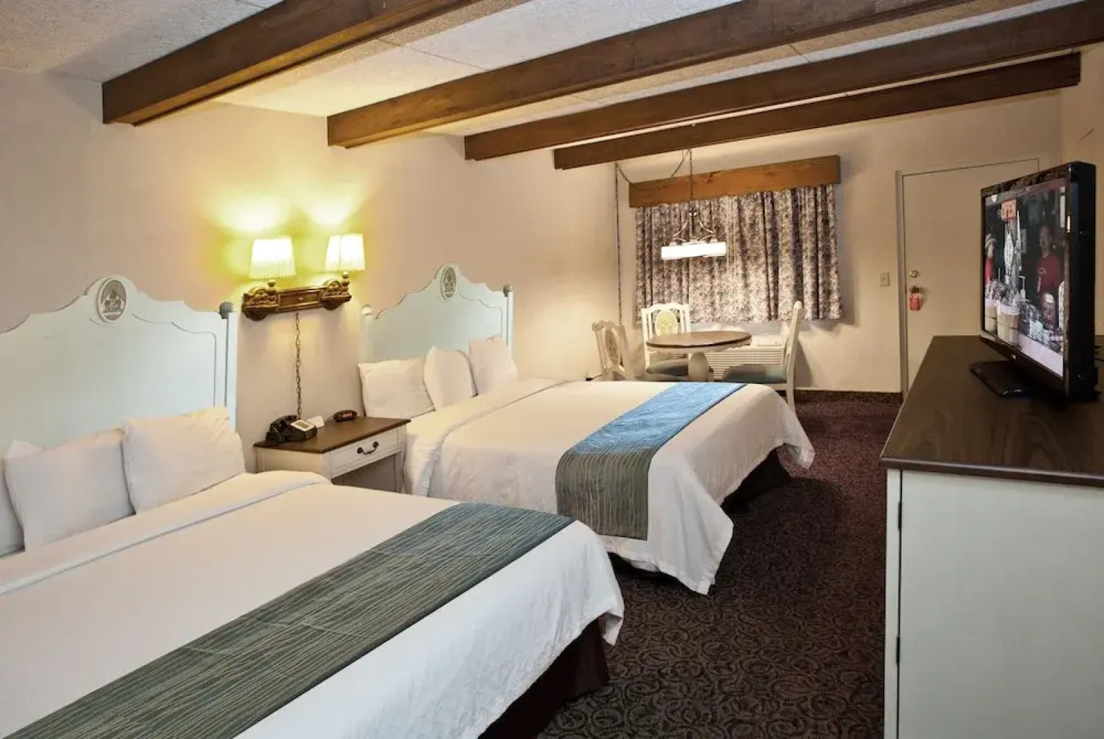 Helendorf River Inn, Suites & Conference Center