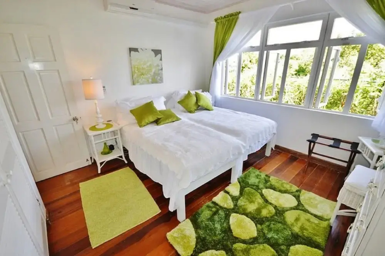 Seaview Long Beach Luxury Villa