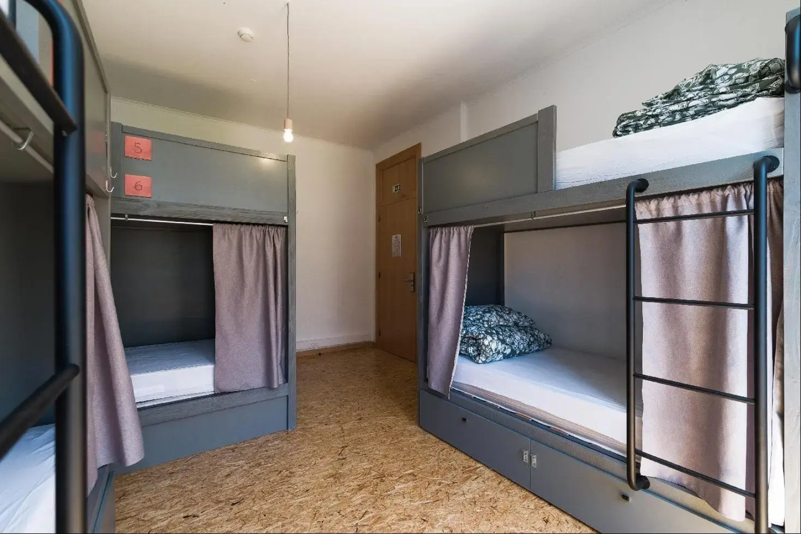 Хостел WOT Patio Social