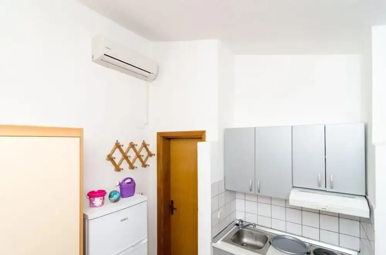 Apartments Ereš Žuronja